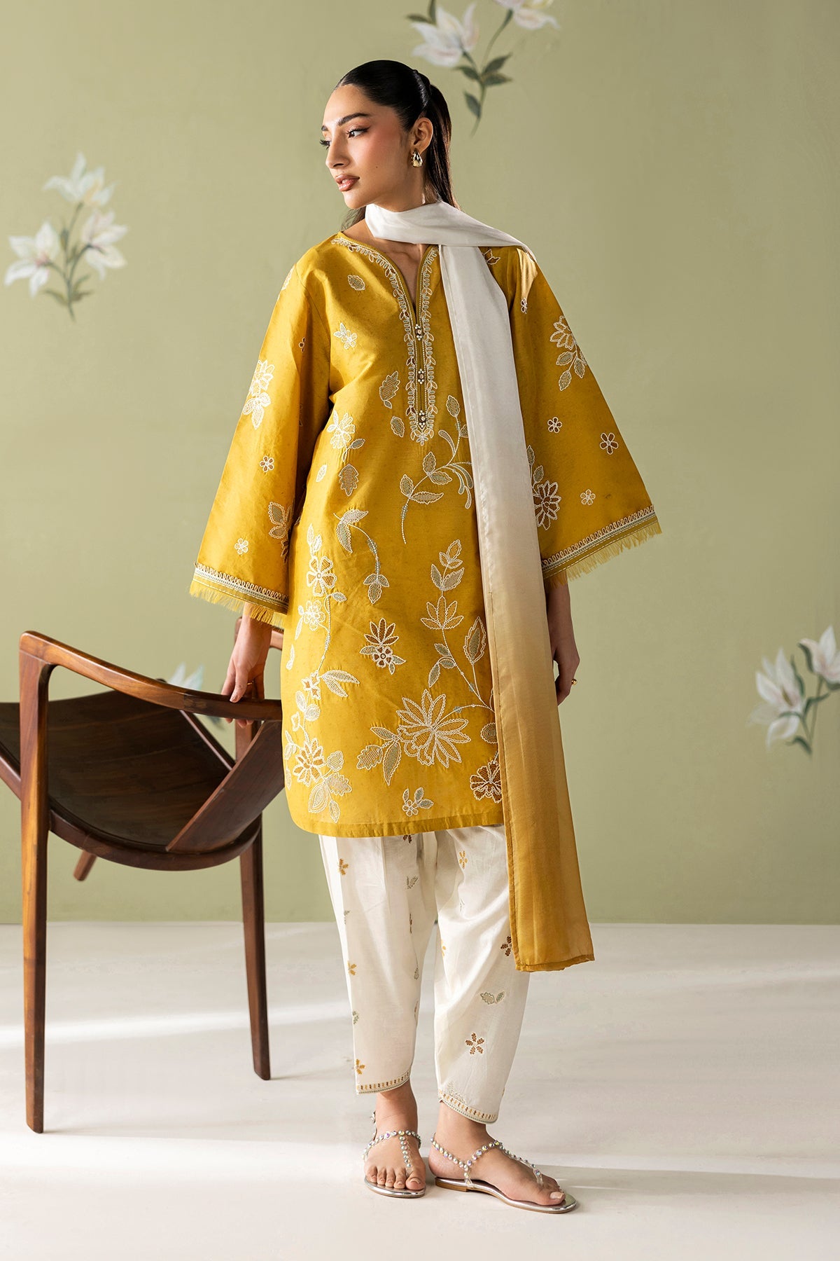 EMBROIDERED LAWN SF-4419