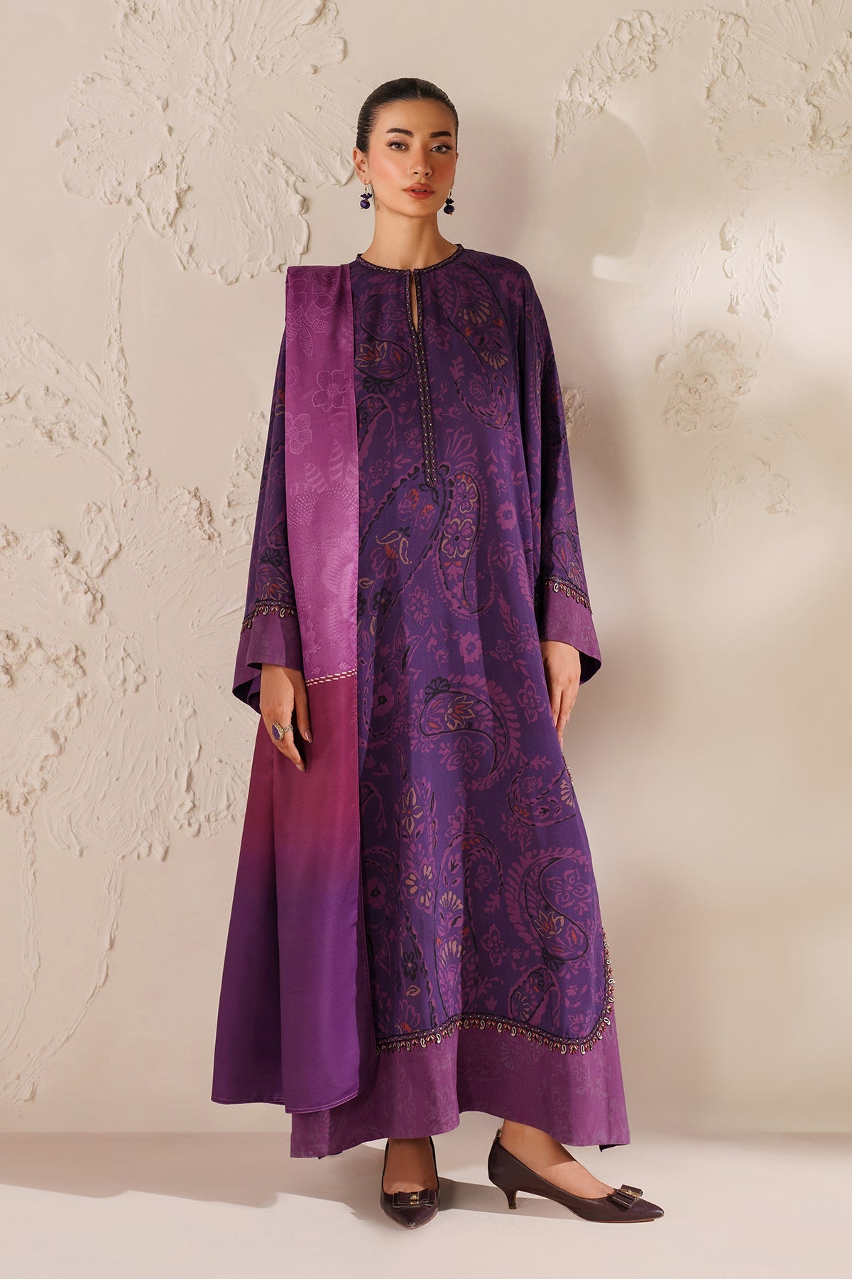 EMBROIDERED VISCOSE SILK UF-4291