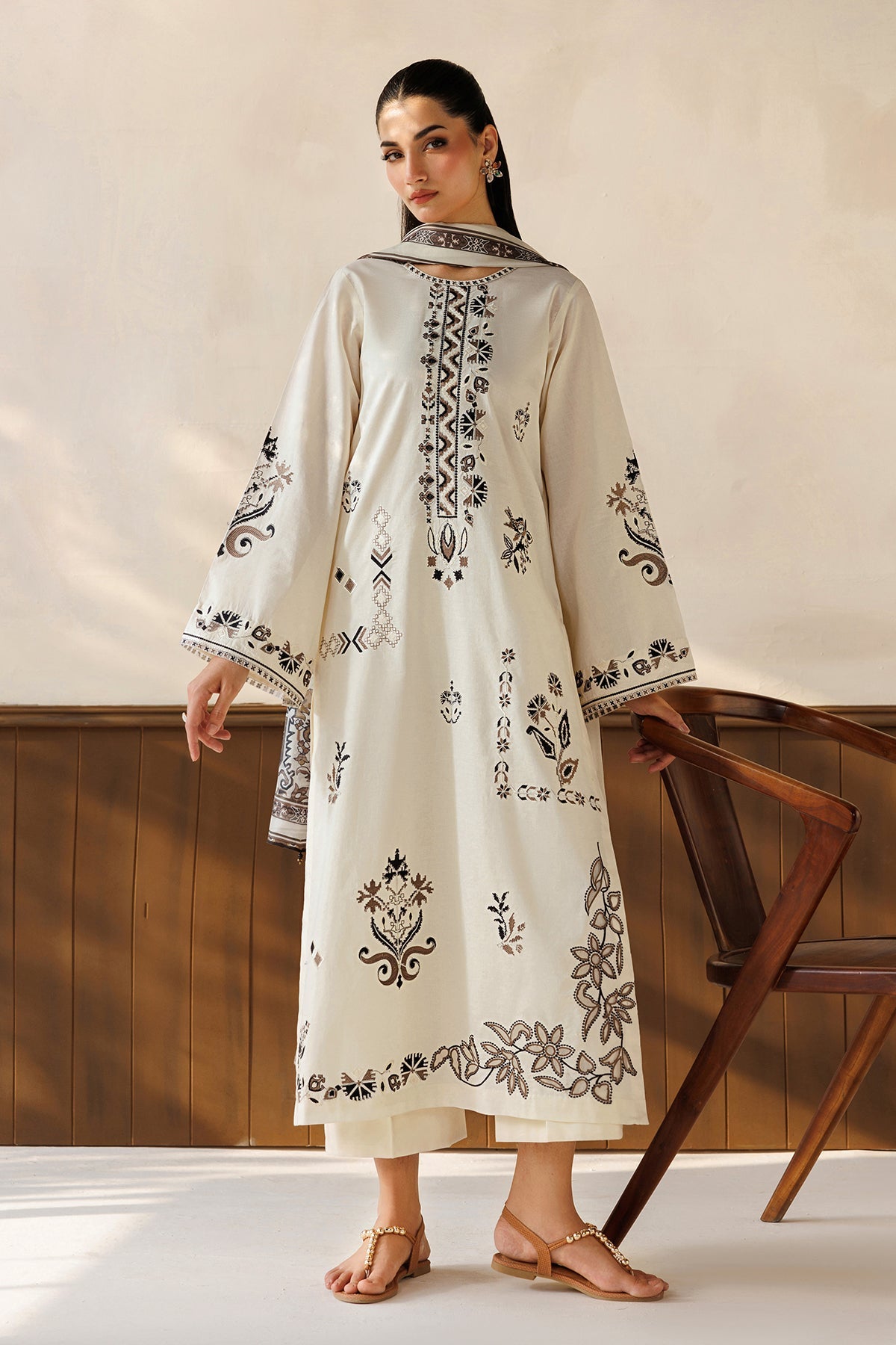 EMBROIDERED SELF JAQUARD UF-4504
