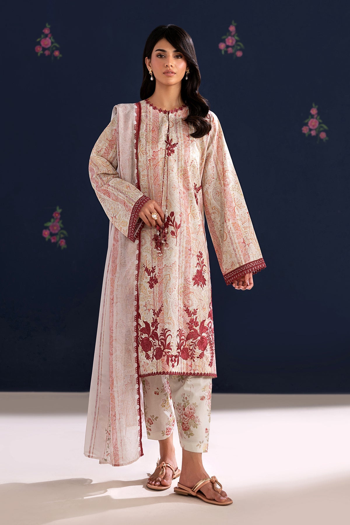 EMBROIDERED LAWN SF-4457