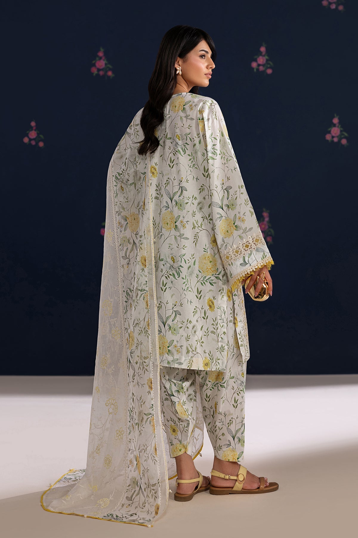 EMBROIDERED LAWN UF-4460