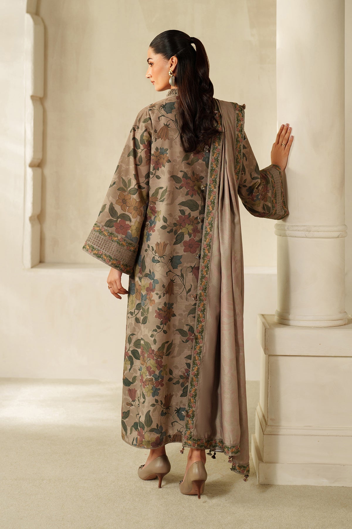 EMBROIDERED KHADDAR SF-4339