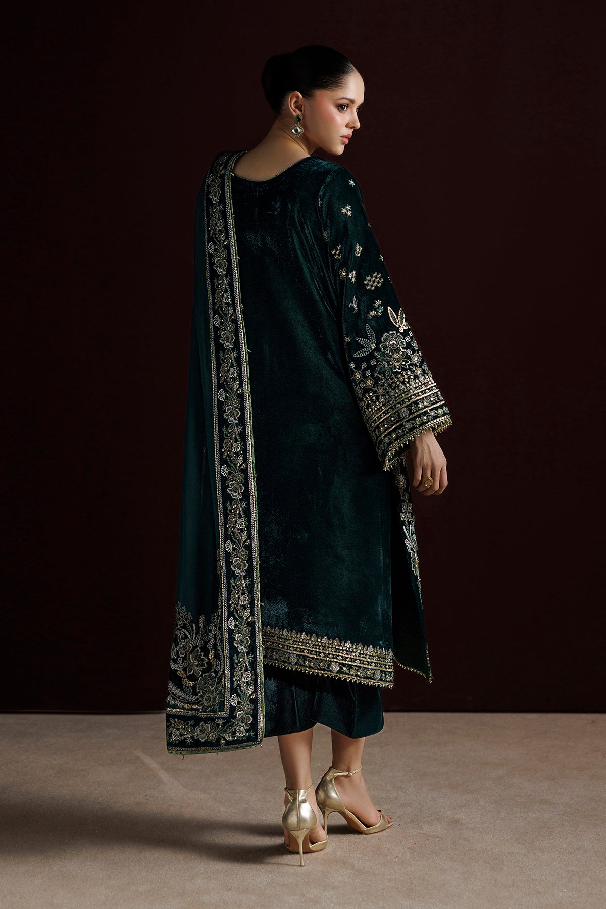 EMBROIDERED VELVET SF-4554