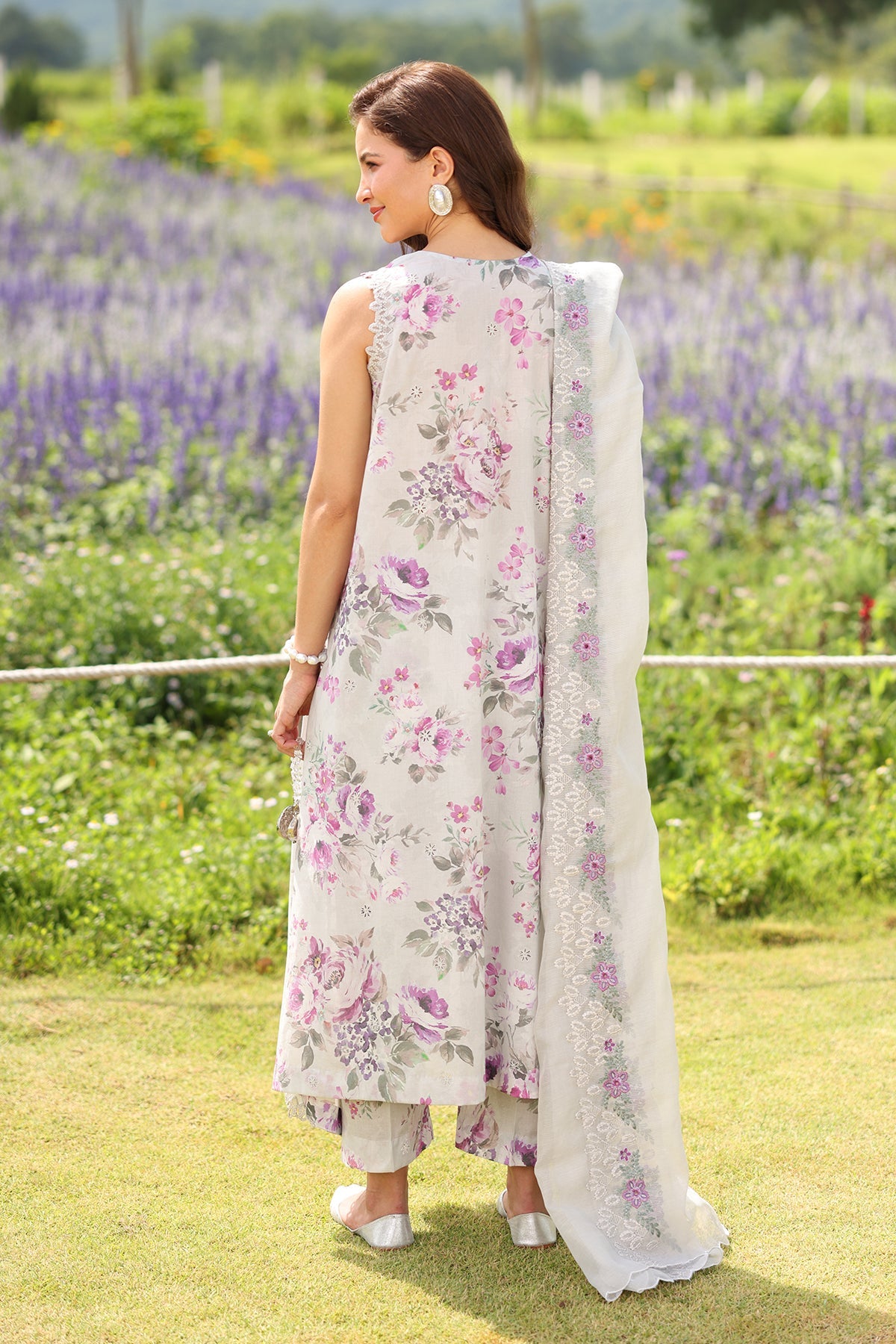 EMBROIDERED LAWN UF-4226