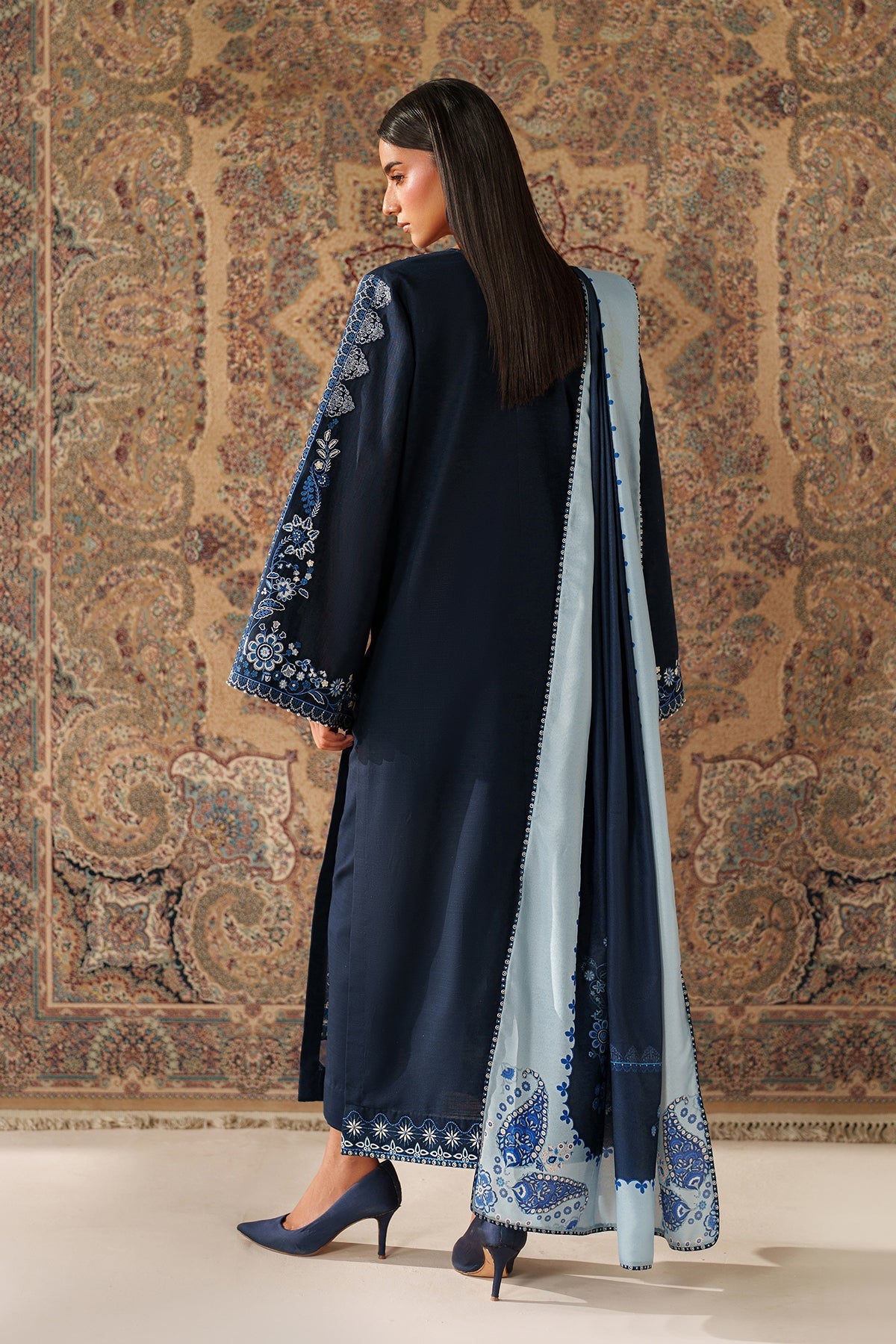 EMBROIDERED KHADDAR SF-4347