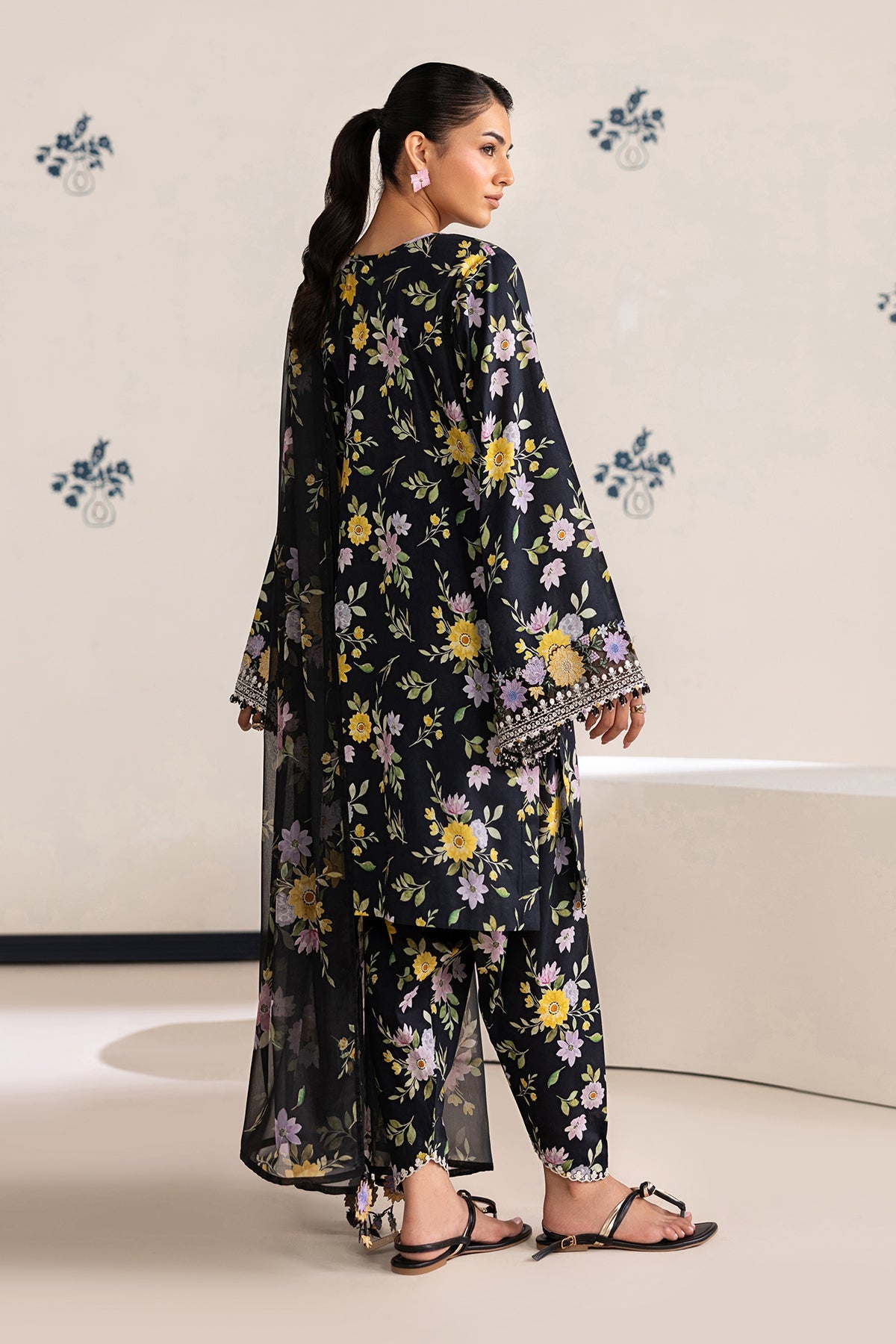EMBROIDERED LAWN SF-4465