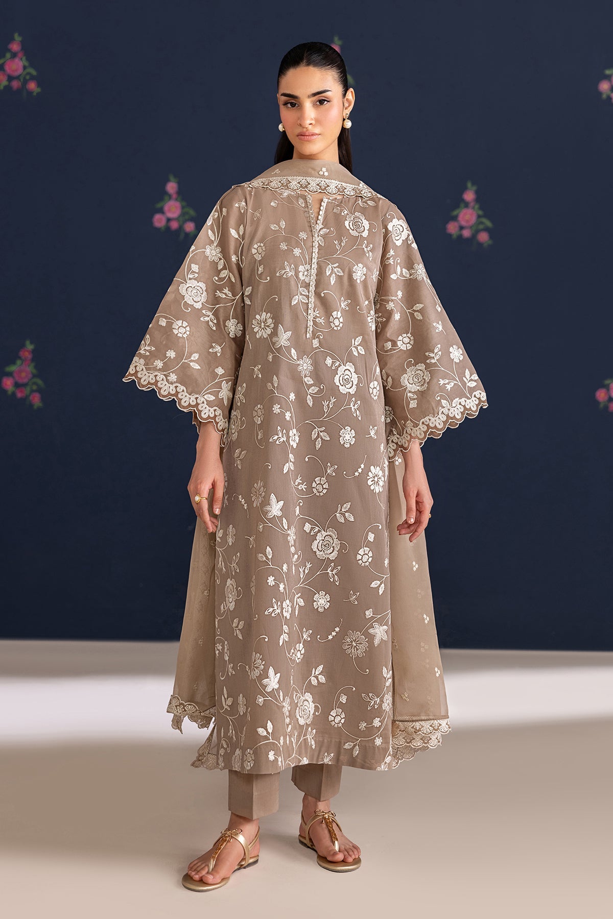 EMBROIDERED LAWN SF-4467