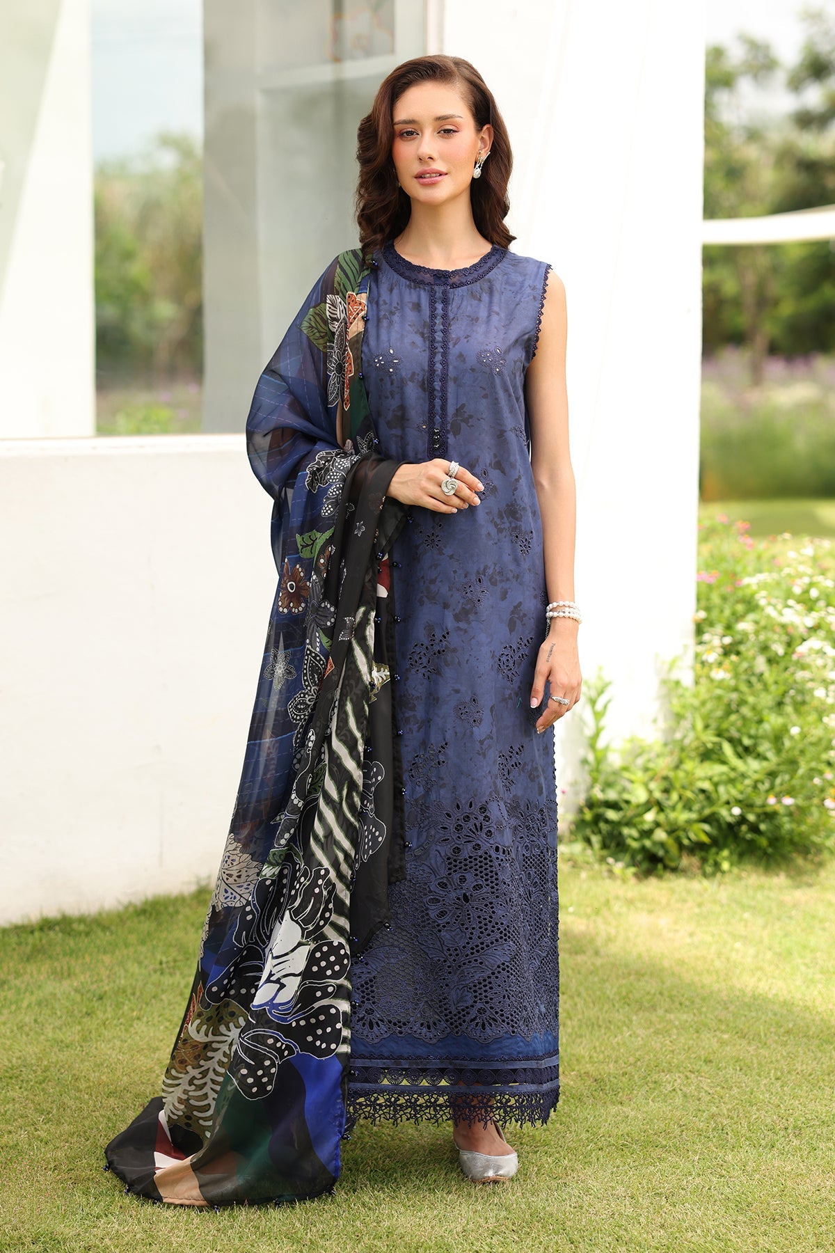 EMBROIDERED LAWN UF-4227
