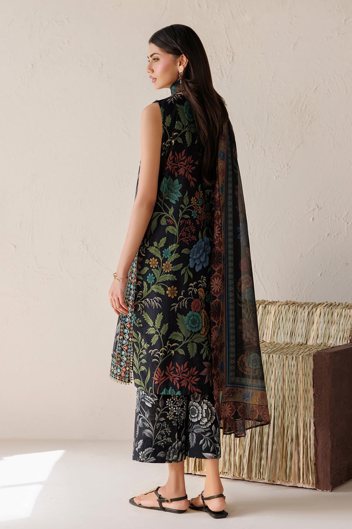 EMBROIDERED LAWN SF-4516