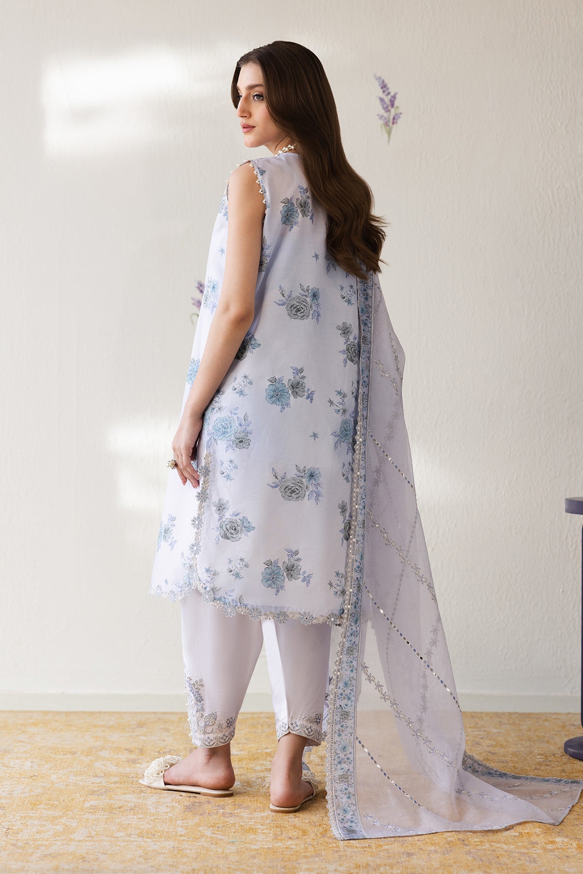 EMBROIDERED LAWN SF-4424