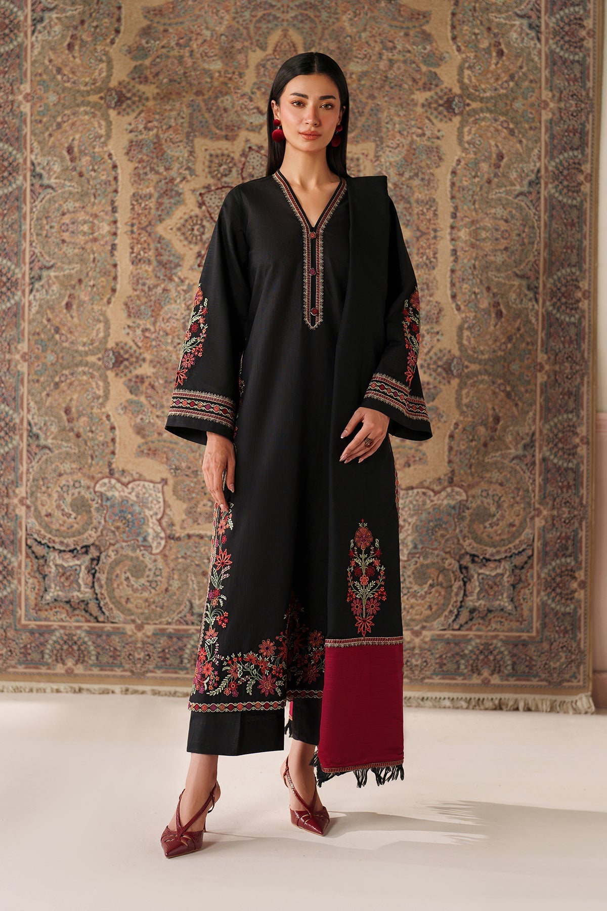 EMBROIDERED KHADDAR SF-4346
