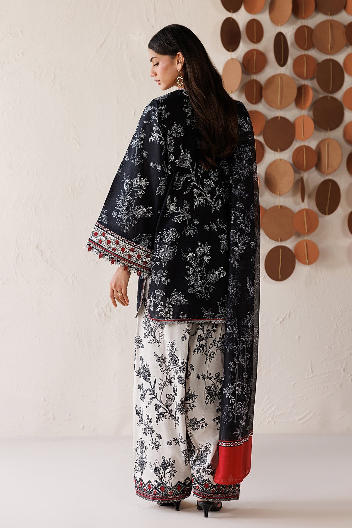 EMBROIDERED LAWN SF-4514