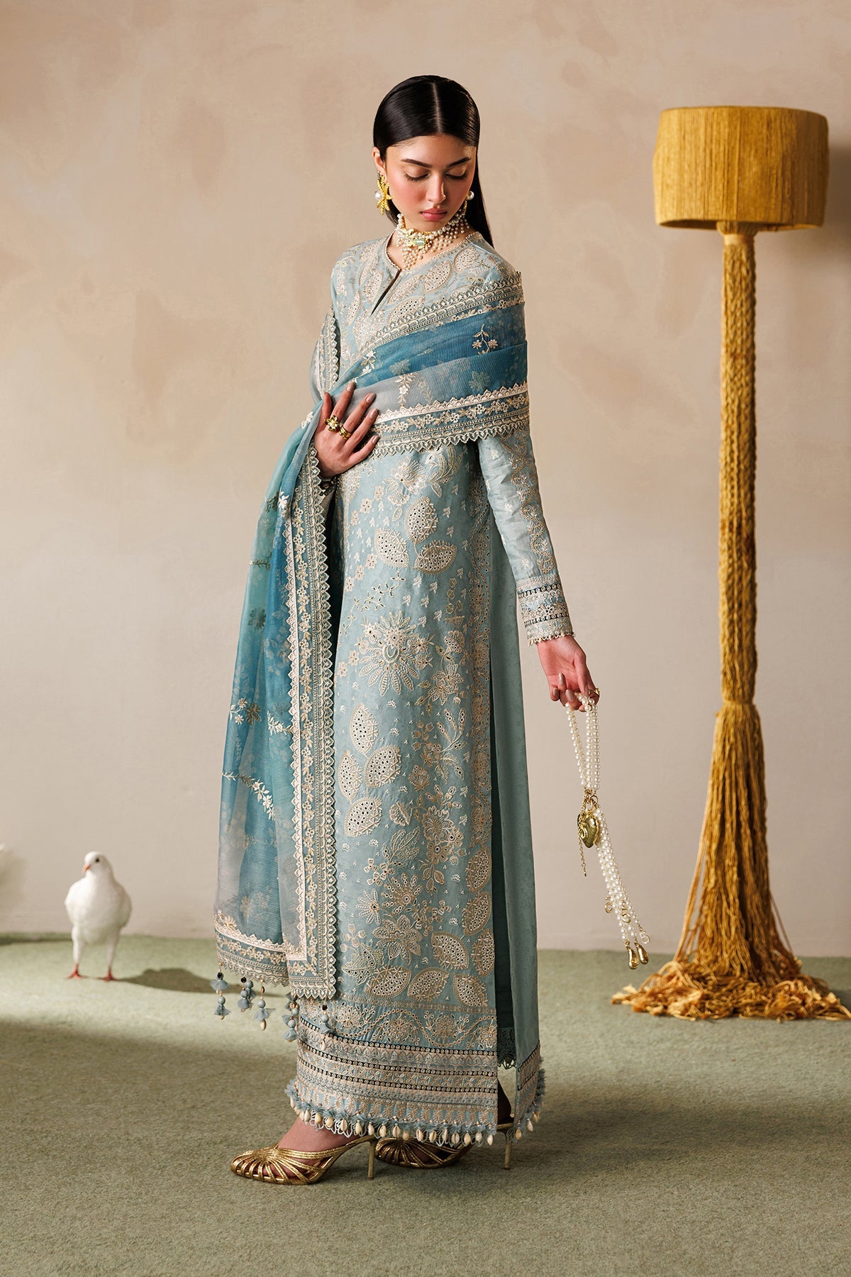 EMBROIDERED LAWN EL26-D01 STITCHED