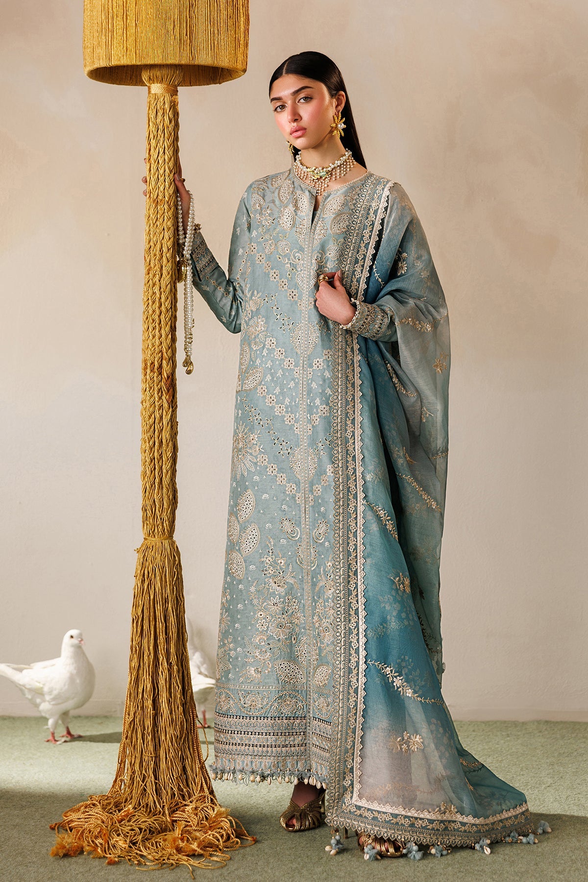 EMBROIDERED LAWN EL26-D01 UNSTITCHED