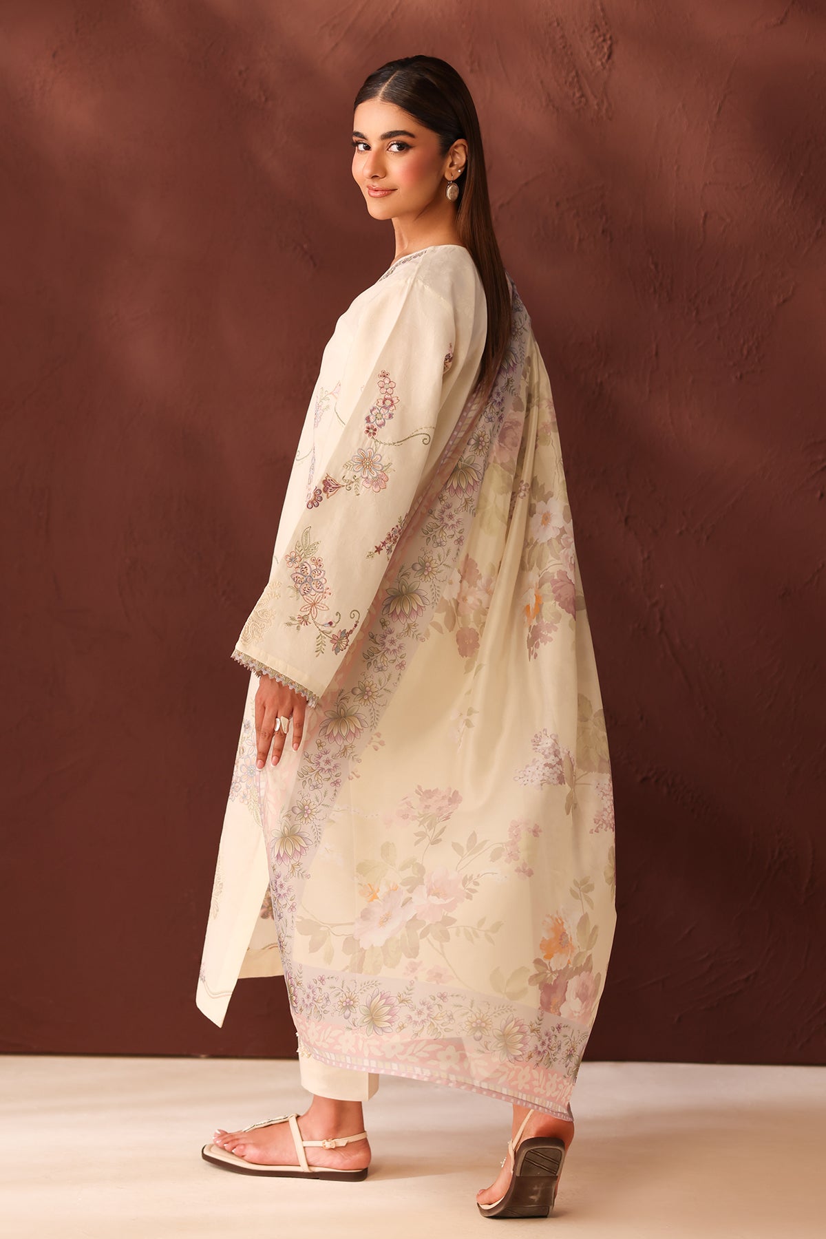 EMBROIDERED SELF JACQUARD UF-4481