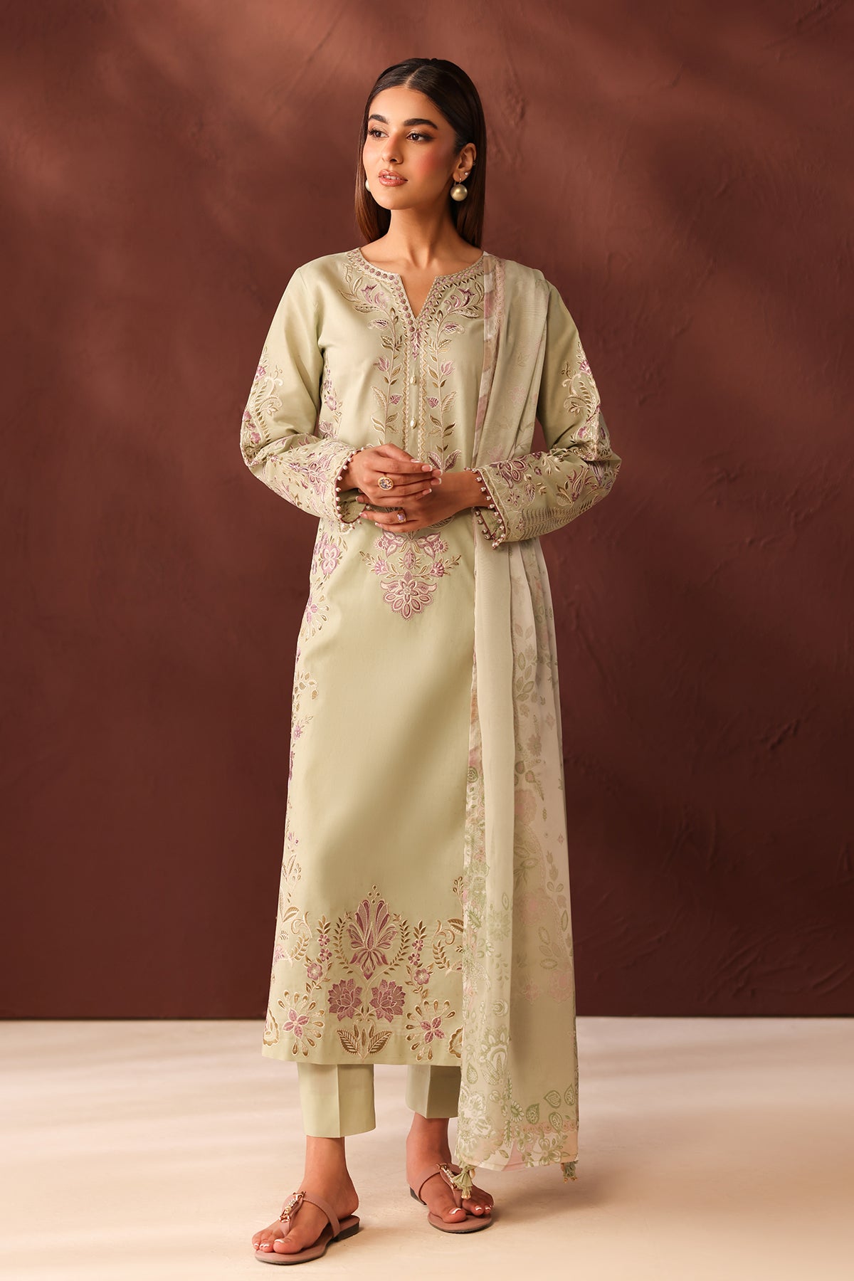 EMBROIDERED DOBBY LAWN UF-4482