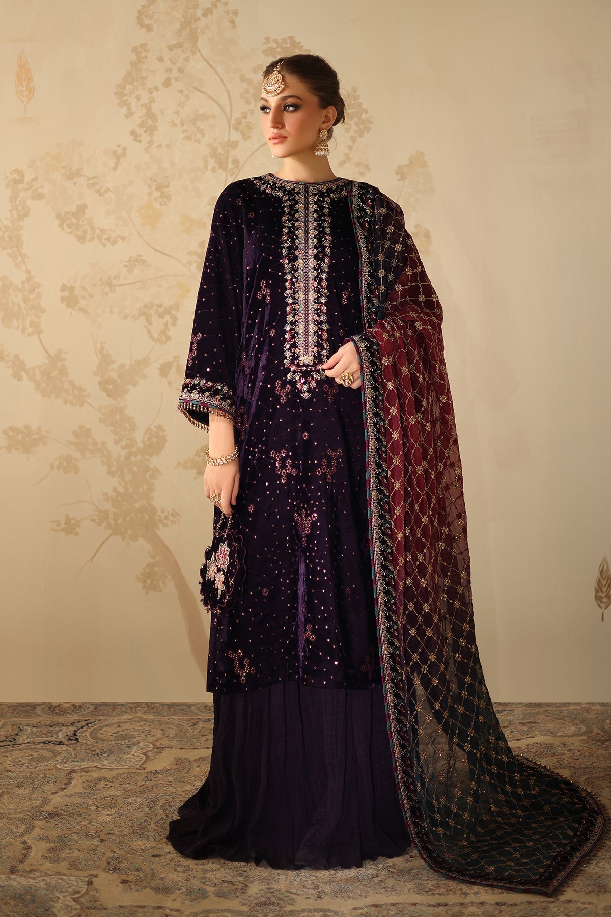 EMBROIDERED VELVET UF-4319