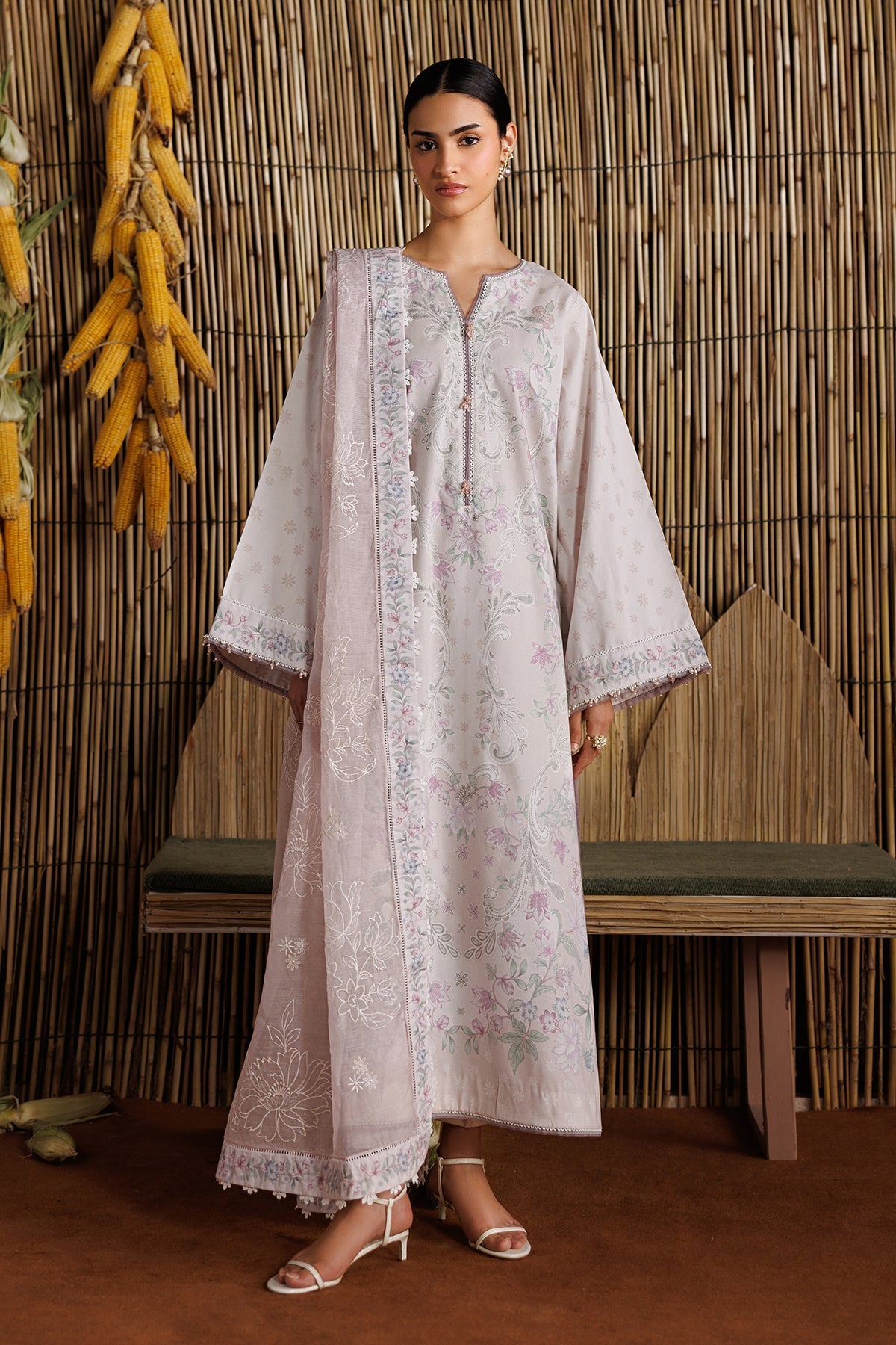 EMBROIDERED LAWN UF-4529