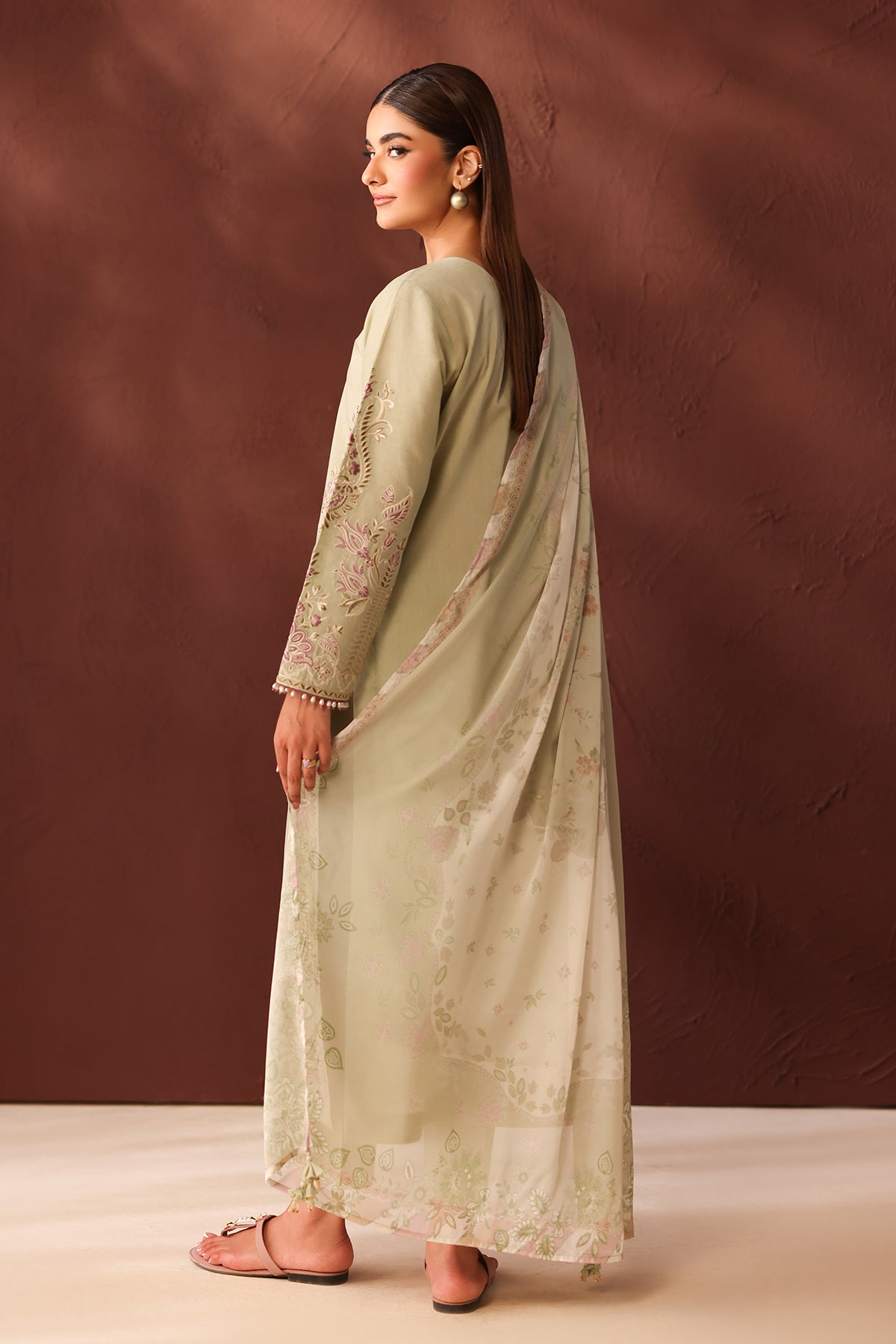 EMBROIDERED DOBBY LAWN UF-4482