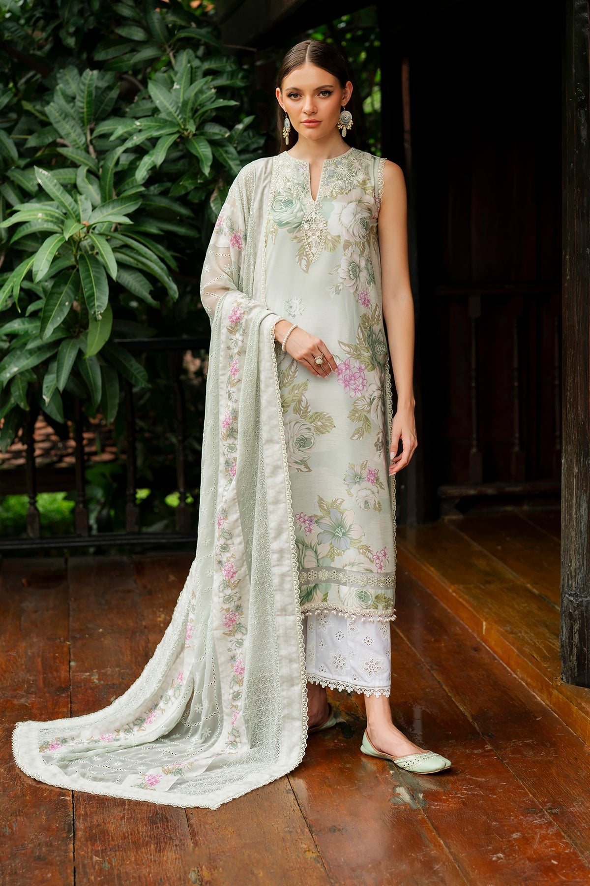 EMBROIDERED LAWN UF-4269