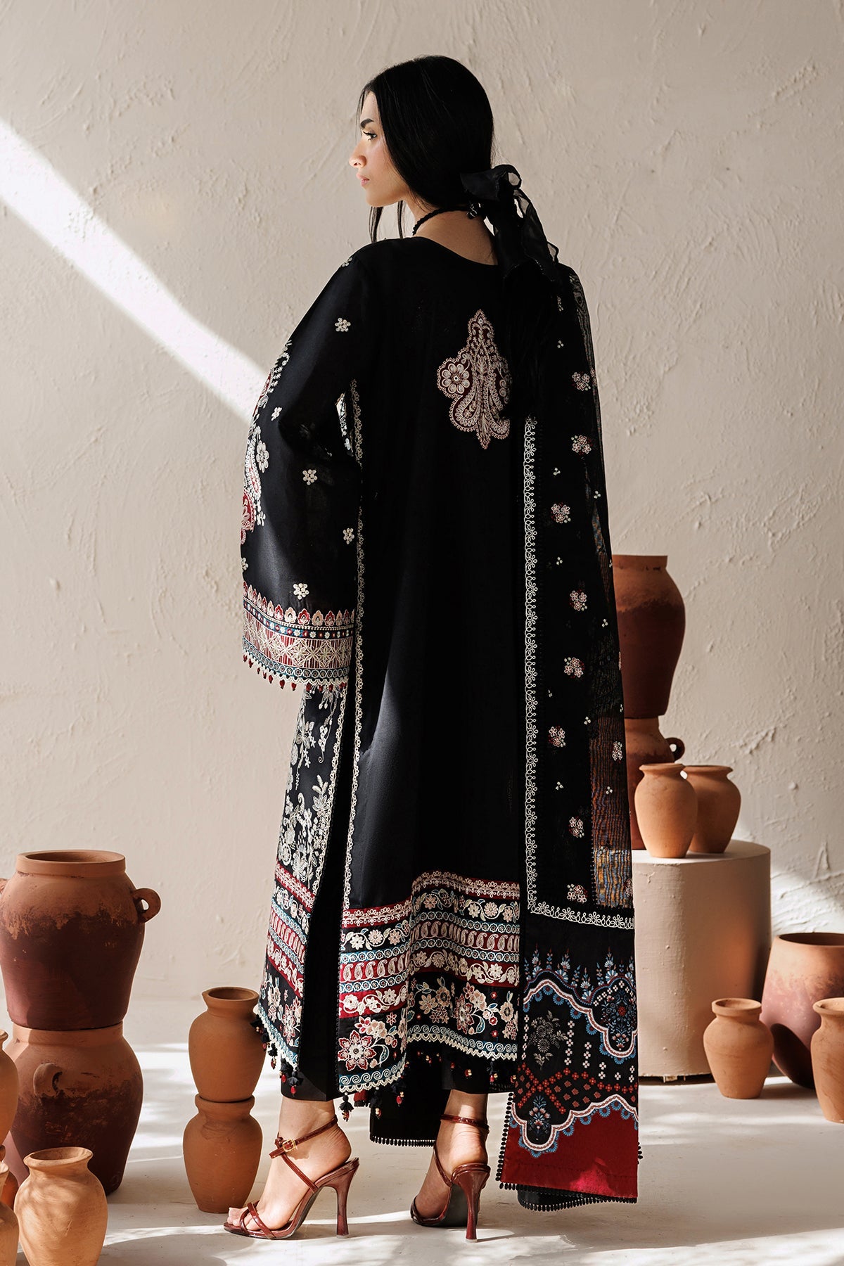 EMBROIDERED LAWN UF-4519