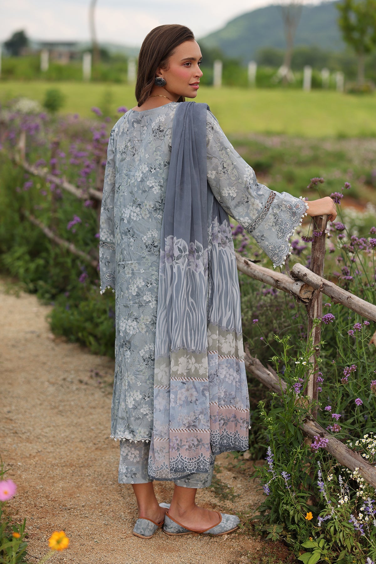 DIGITAL PRINTED LAWN UF-4232