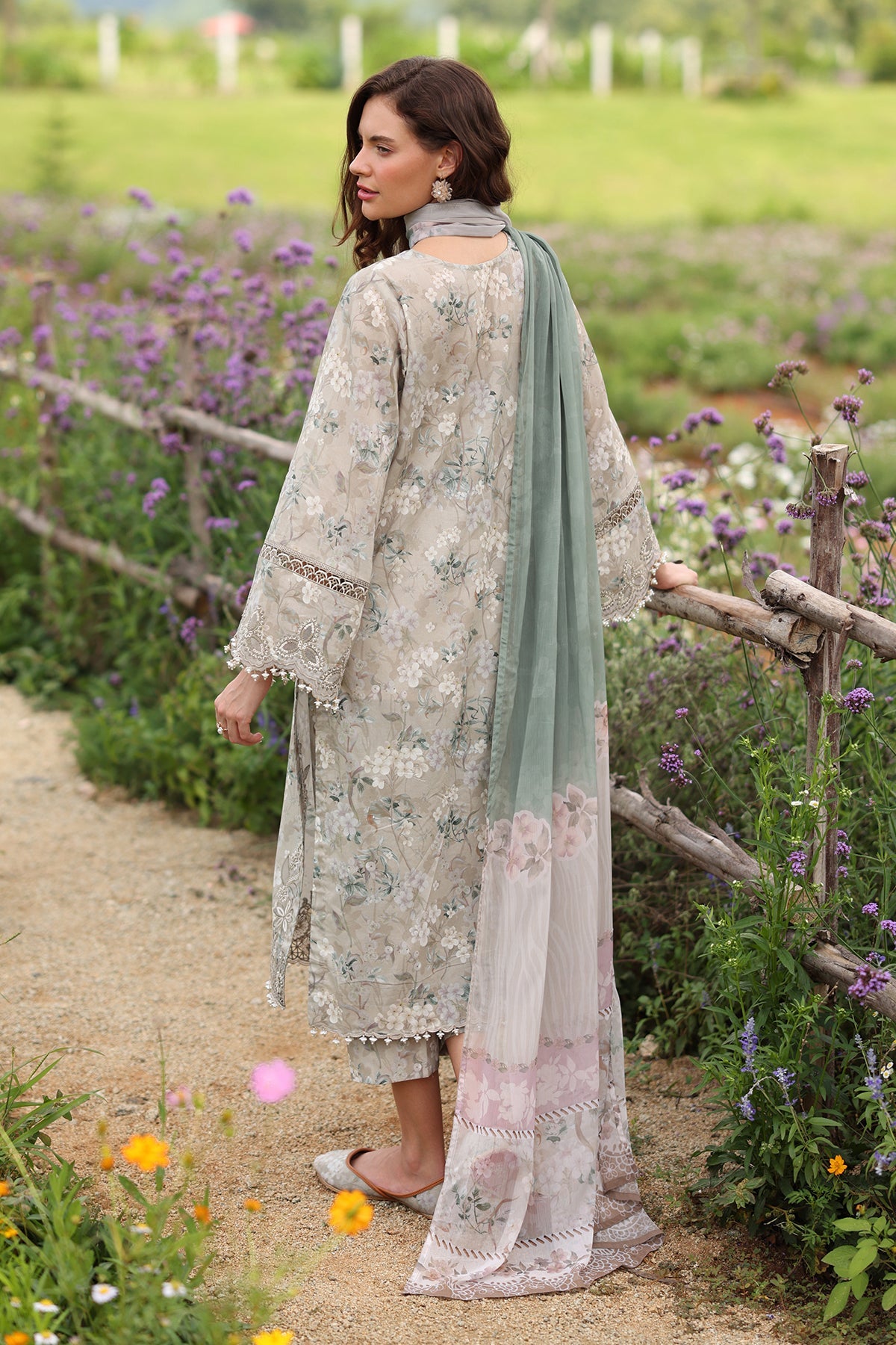 DIGITAL PRINTED LAWN UF-4233