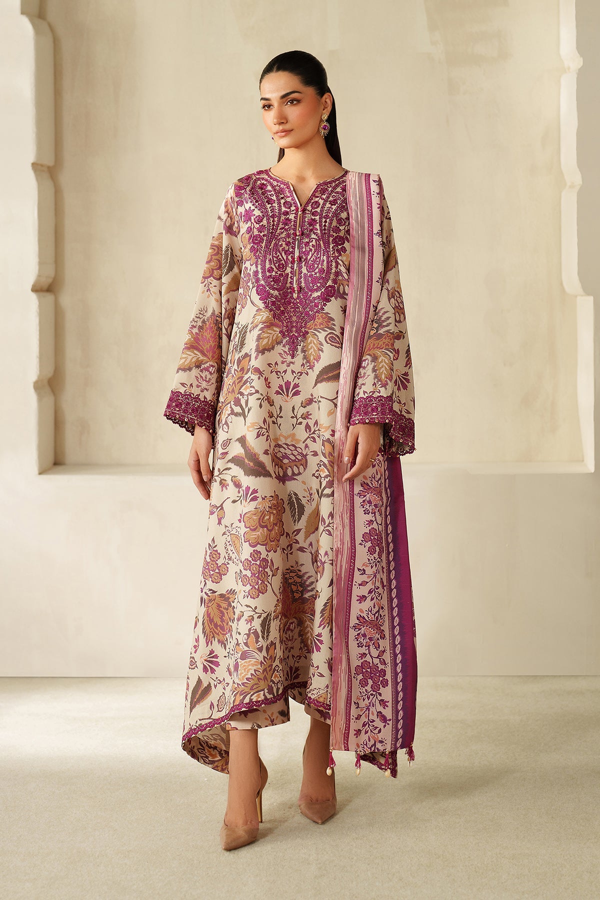 EMBROIDERED KHADDAR SF-4329