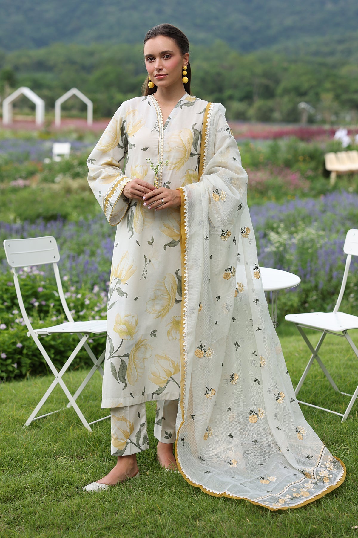 DIGITAL PRINTED LAWN UF-4235