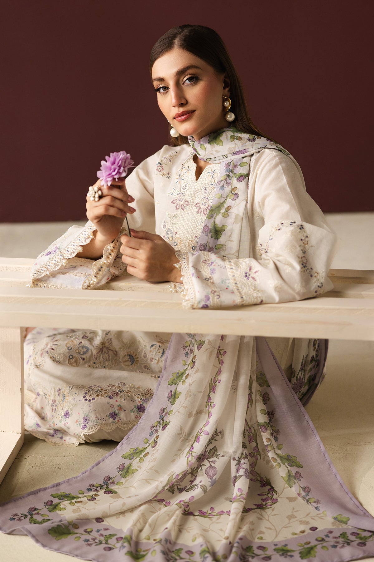 EMBROIDERED JACQUARD LAWN SF-4433