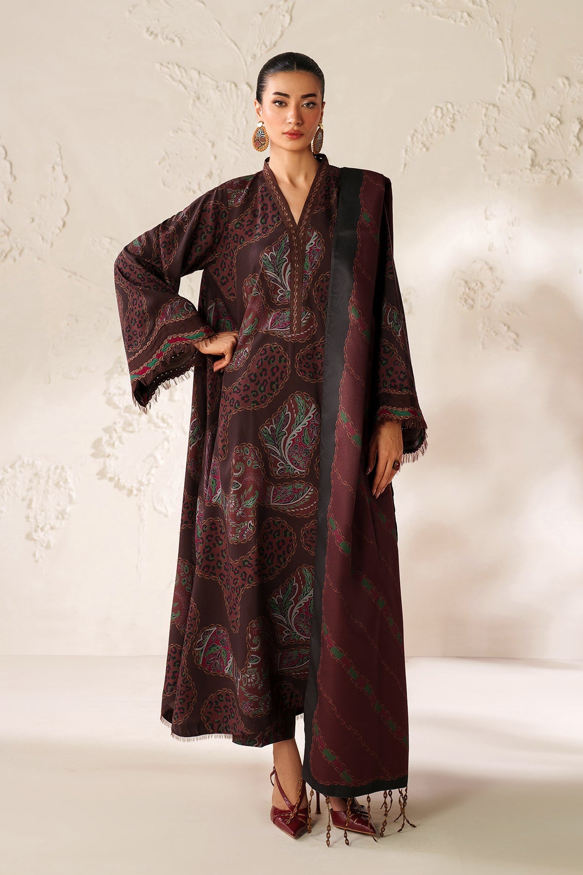 EMBROIDERED VISCOSE SILK UF-4288