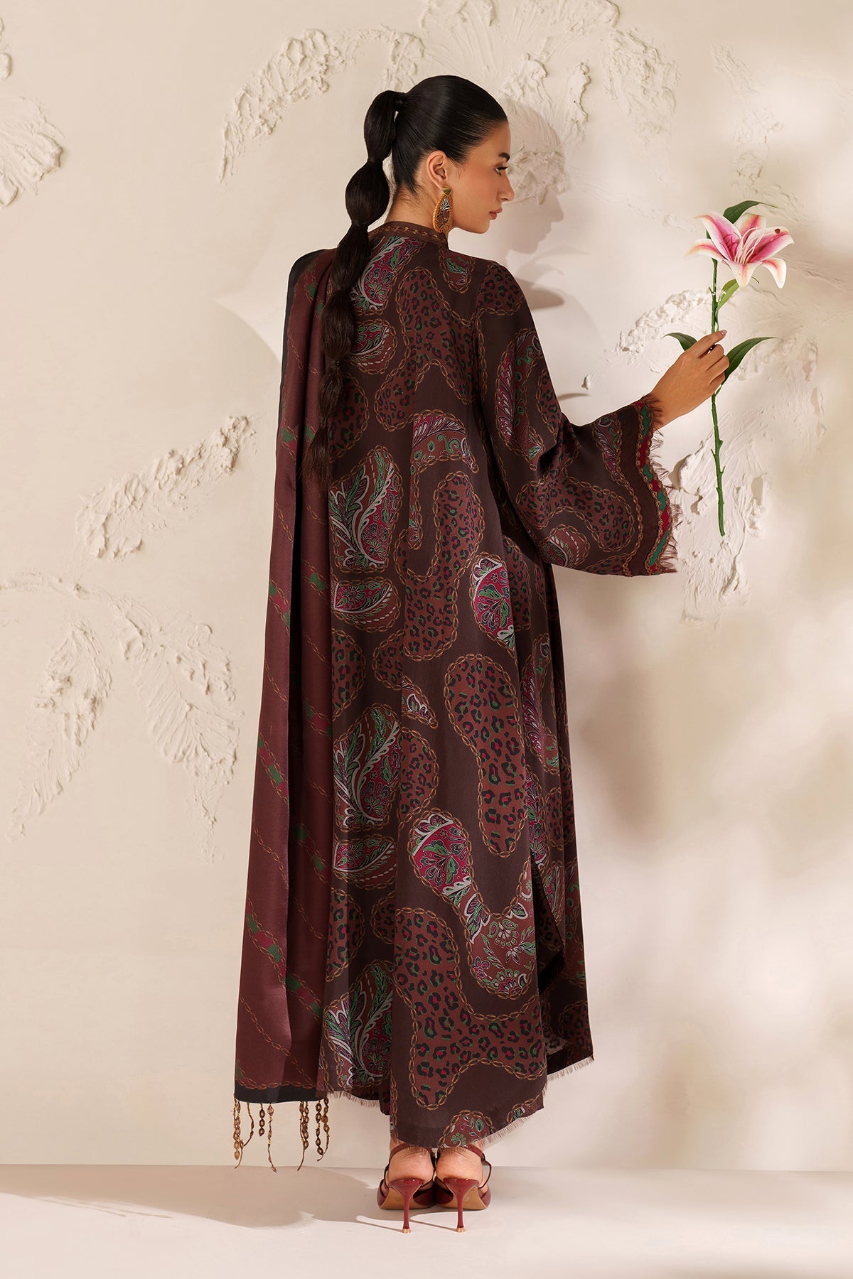 EMBROIDERED VISCOSE SILK UF-4288