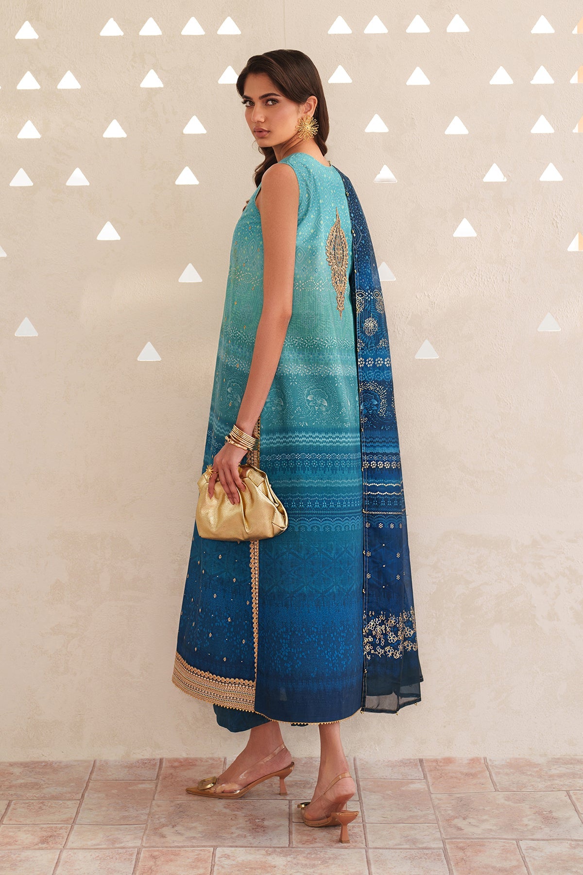 EMBROIDERED LAWN UF-4400
