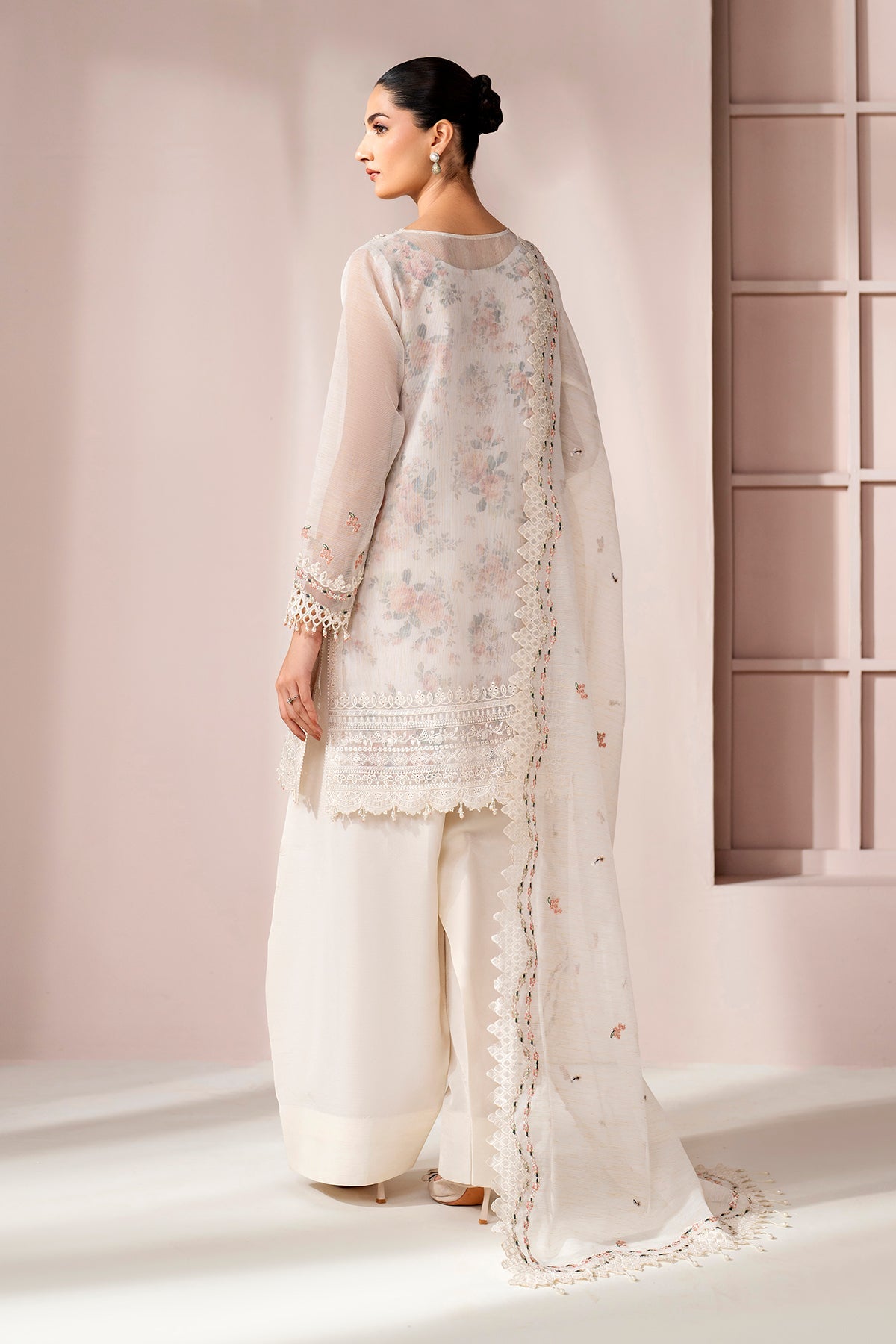 EMBROIDERED COTTON PATTI UF-4187