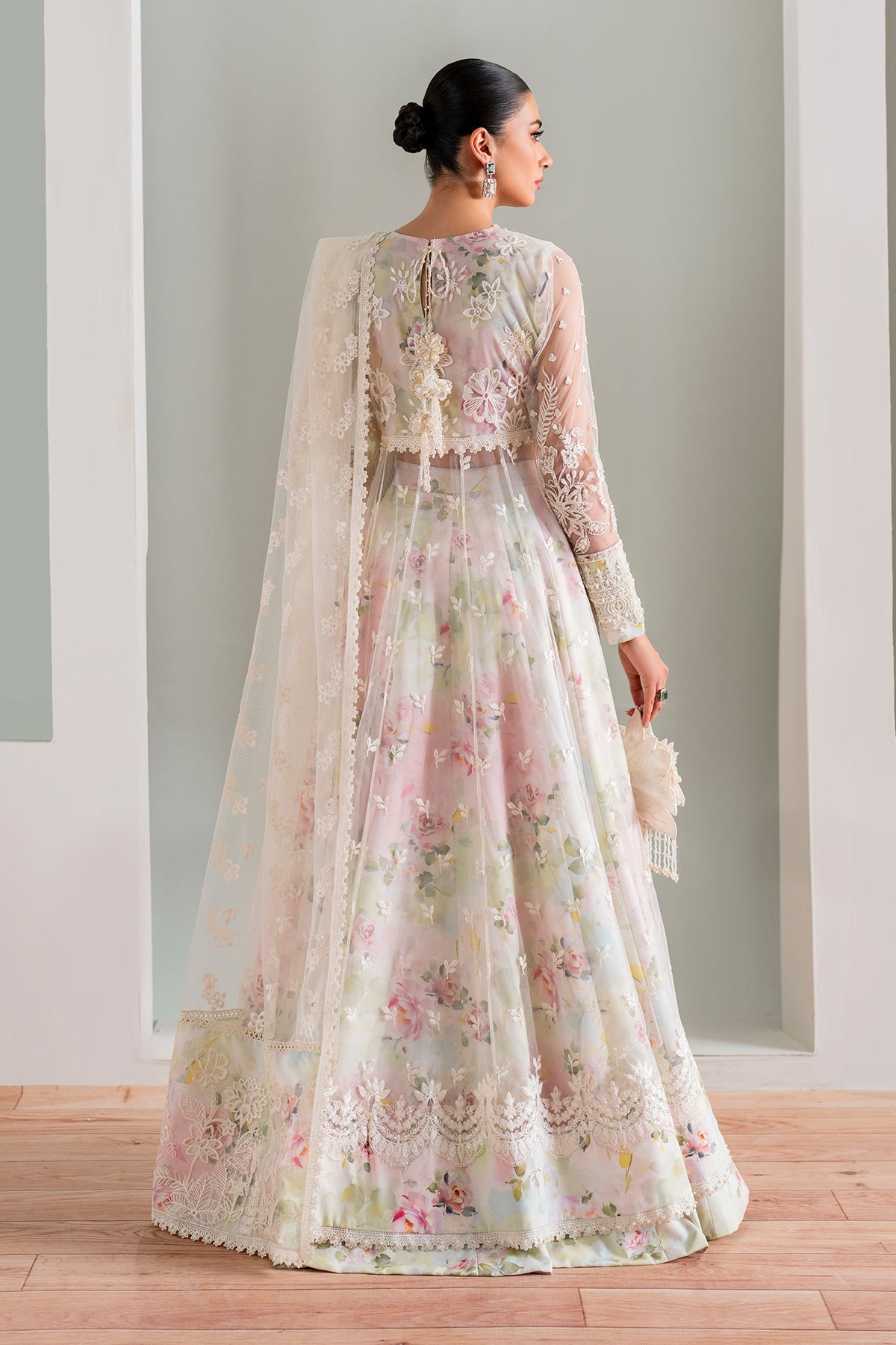 EMBROIDERED NET UF-686