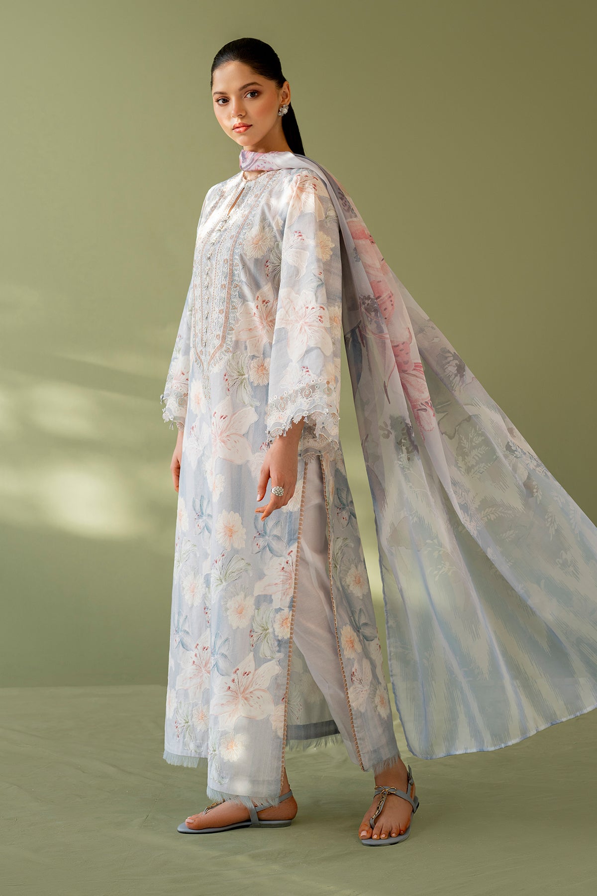 EMBROIDERED PRINTED LAWN UF-4166