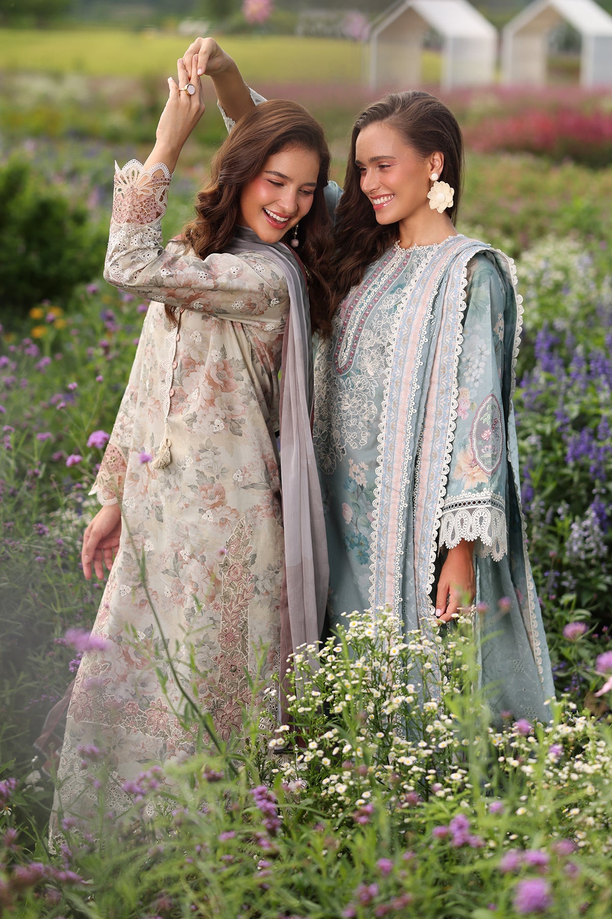 EMBROIDERED LAWN UF-4225
