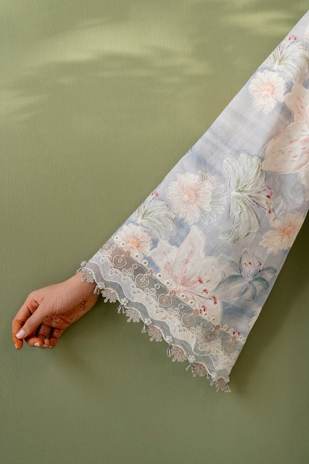 EMBROIDERED PRINTED LAWN UF-4166