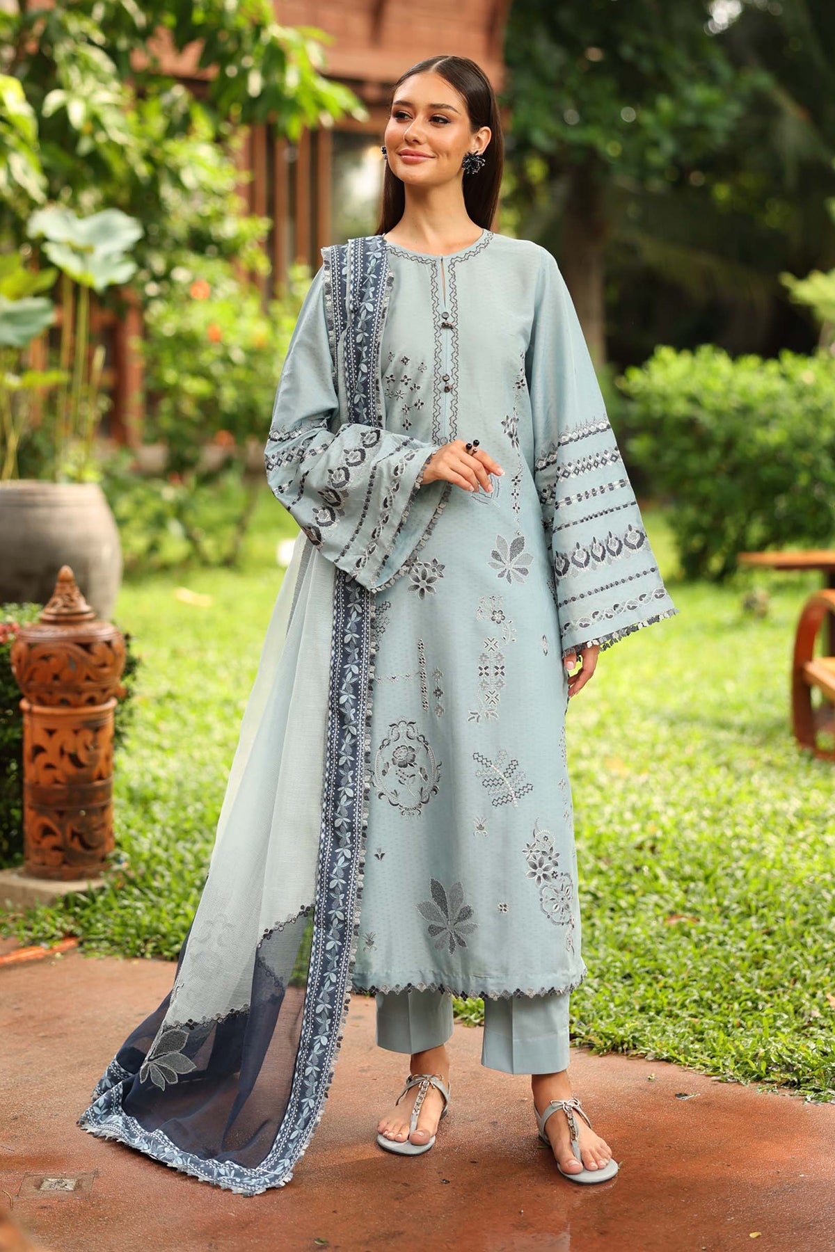 EMBROIDERED JACQUARD LAWN SF-4247