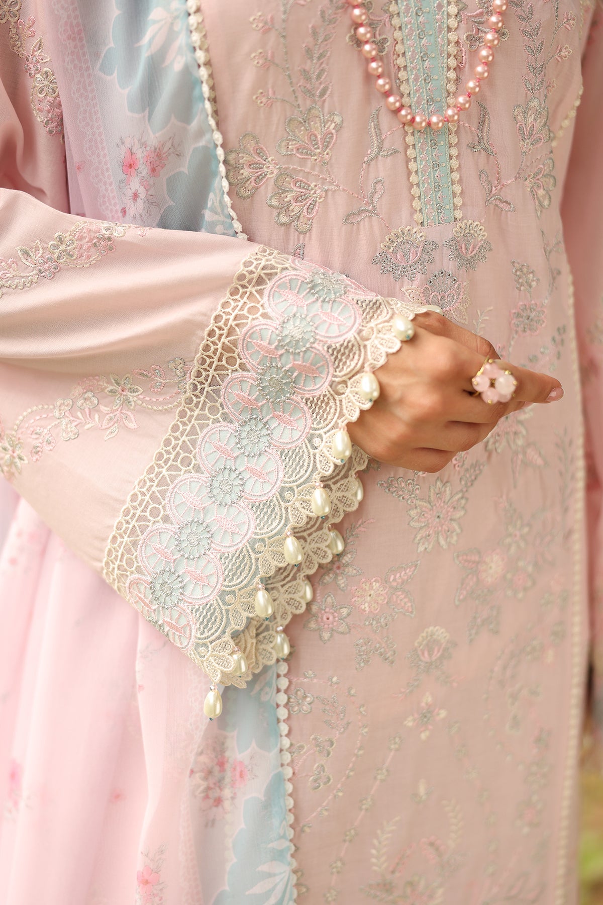 EMBROIDERED LAWN SF-4260