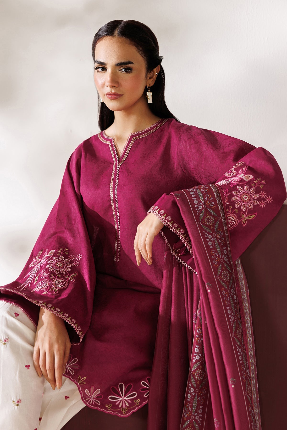 EMBROIDERED JACQUARD PR-1273