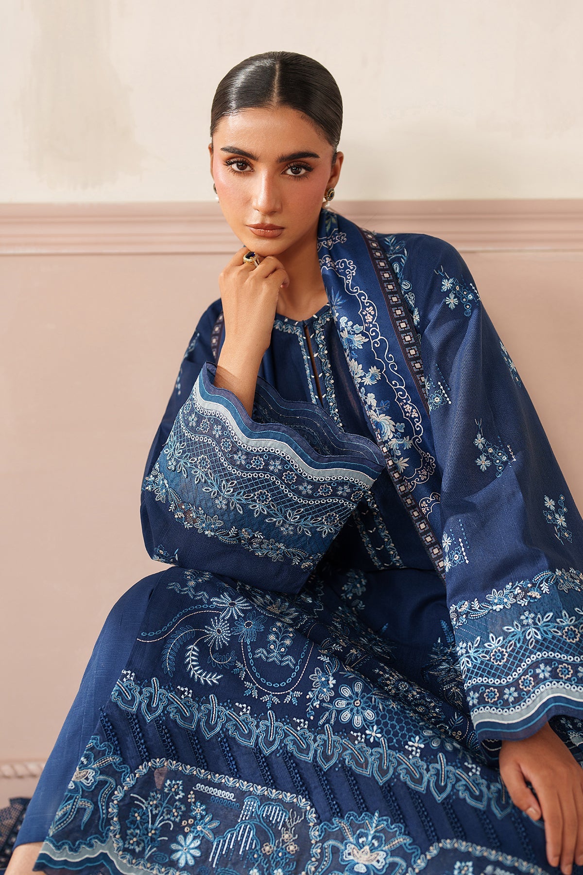 EMBROIDERED KHADDAR UF-4352