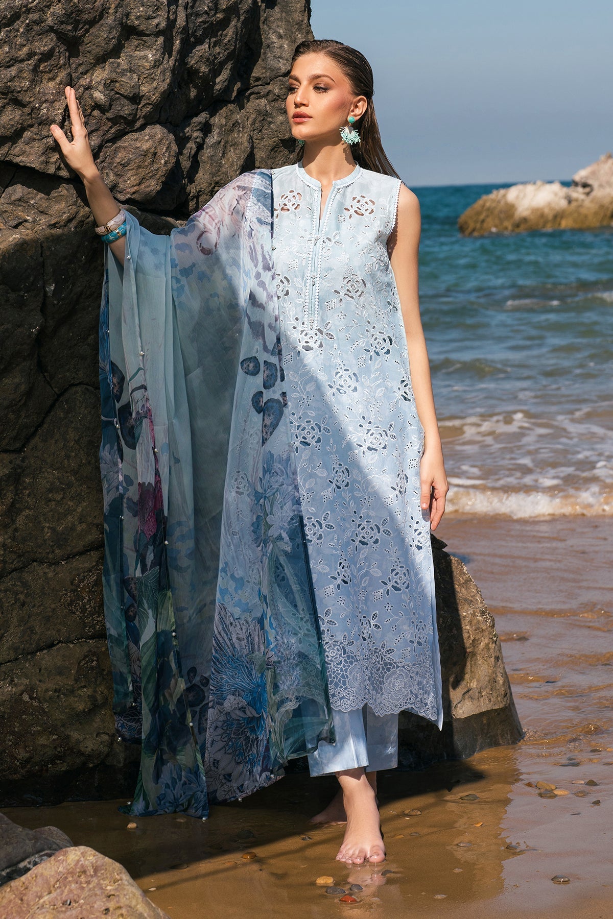EMBROIDERED PRINTED LAWN UF-4109