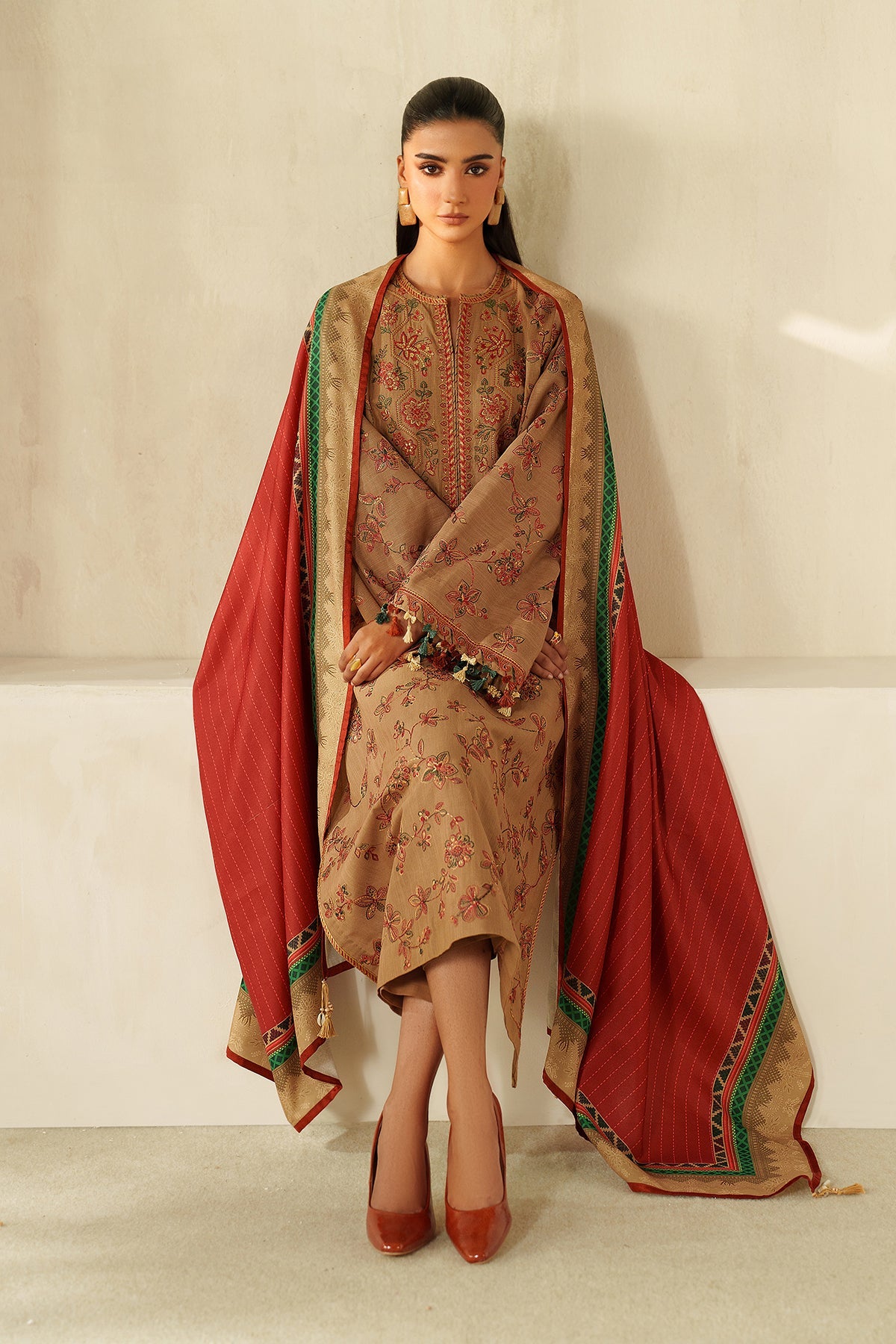 EMBROIDERED KHADDAR SF-4335