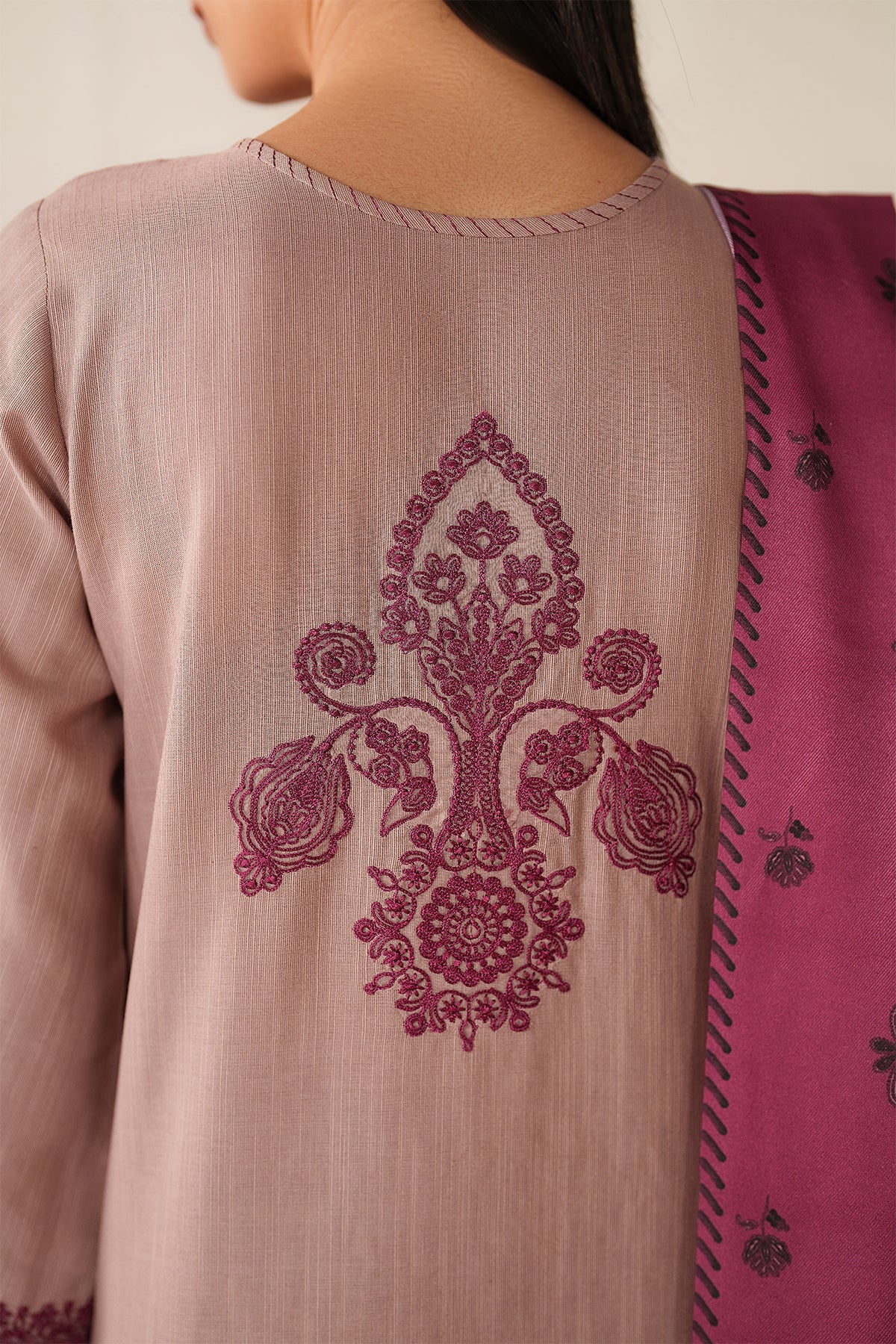 EMBROIDERED KHADDAR UF-4353