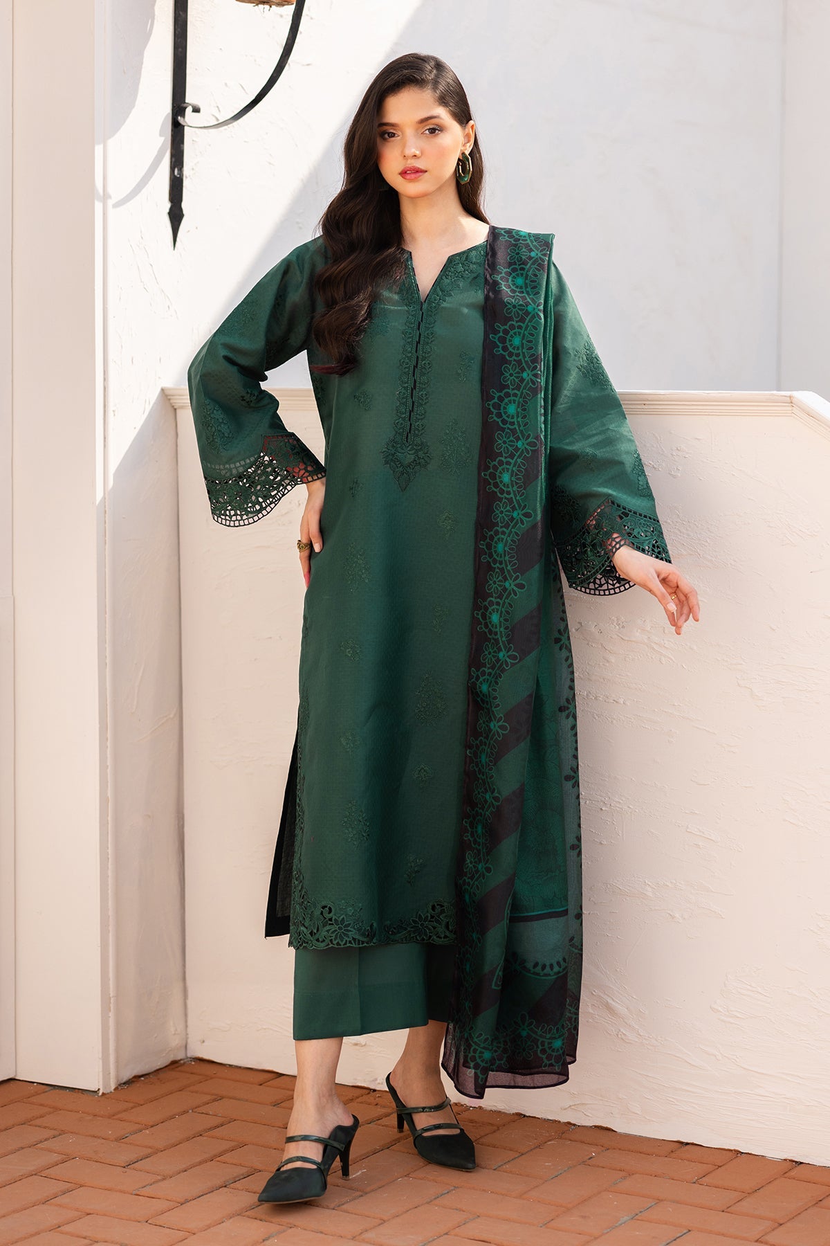 EMBROIDERED JACQUARD LAWN PR-1104
