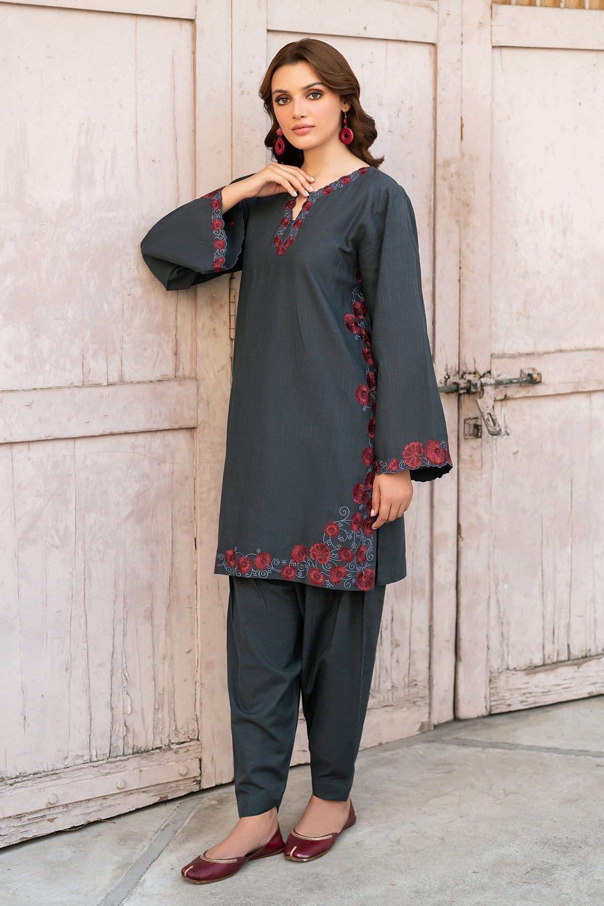 EMBROIDERED KHADDAR PR-1043