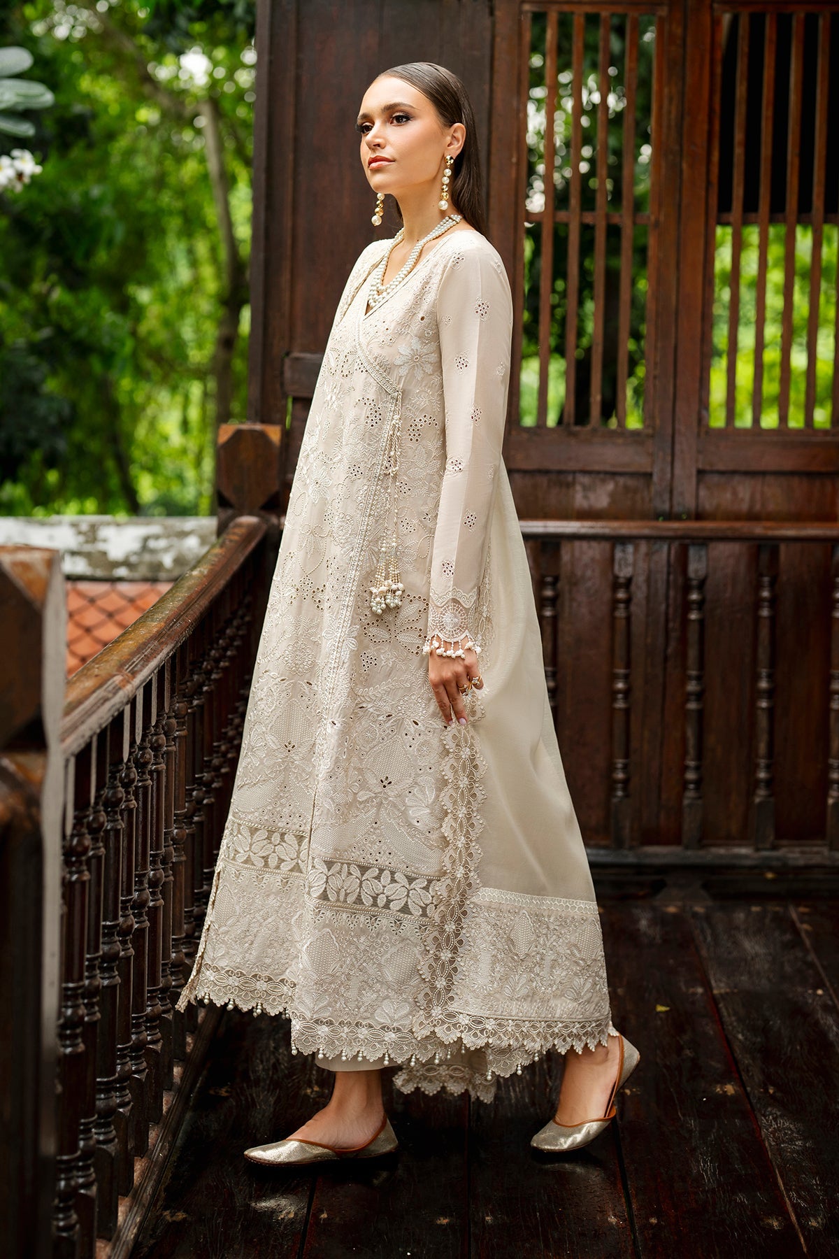EMBROIDERED LAWN UF-4266