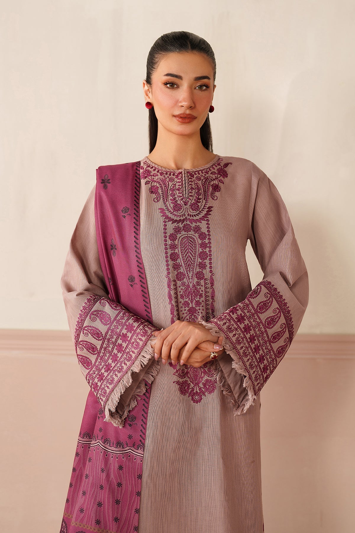 EMBROIDERED KHADDAR SF-4353