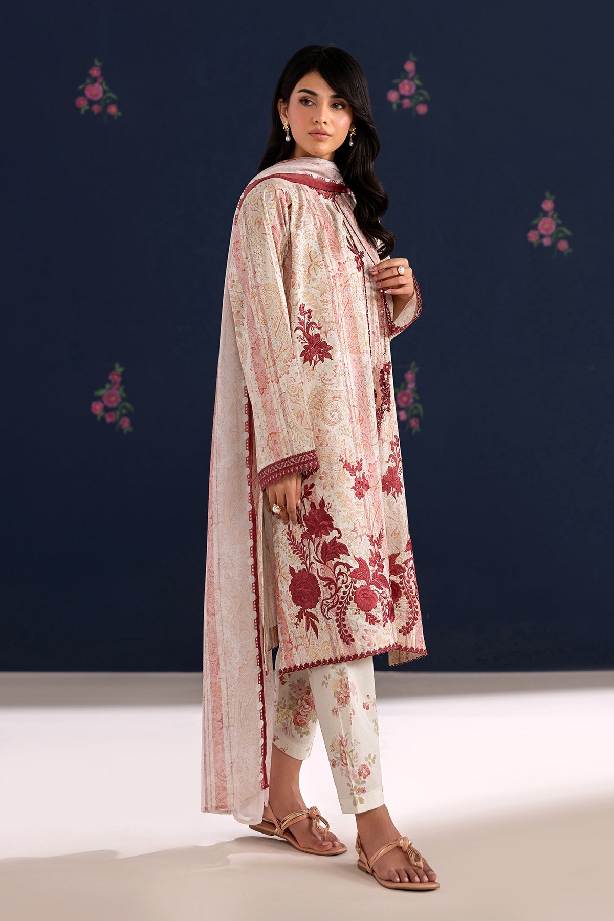 EMBROIDERED LAWN SF-4457